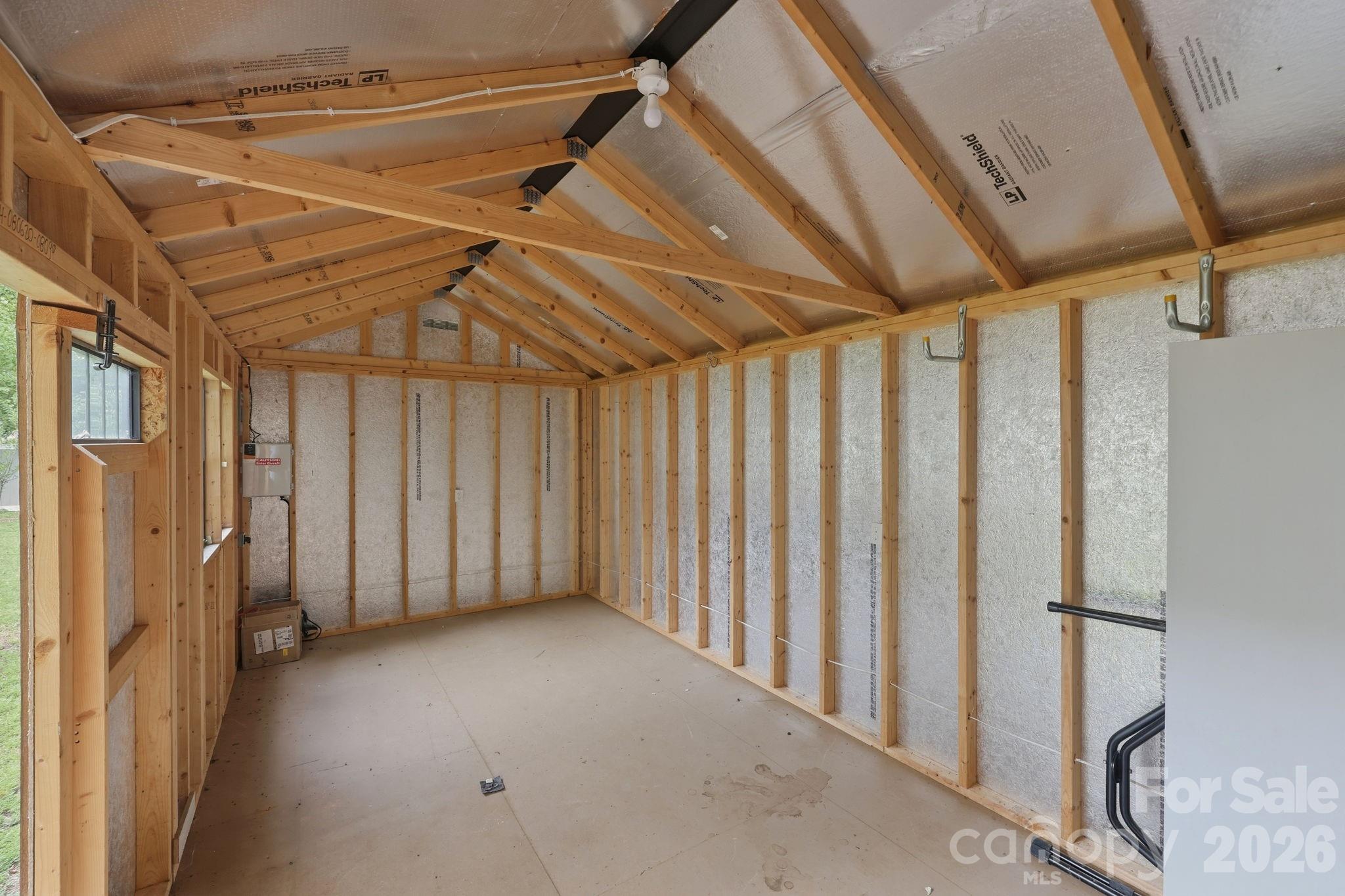 8821 Hambright Road Property Photo 40