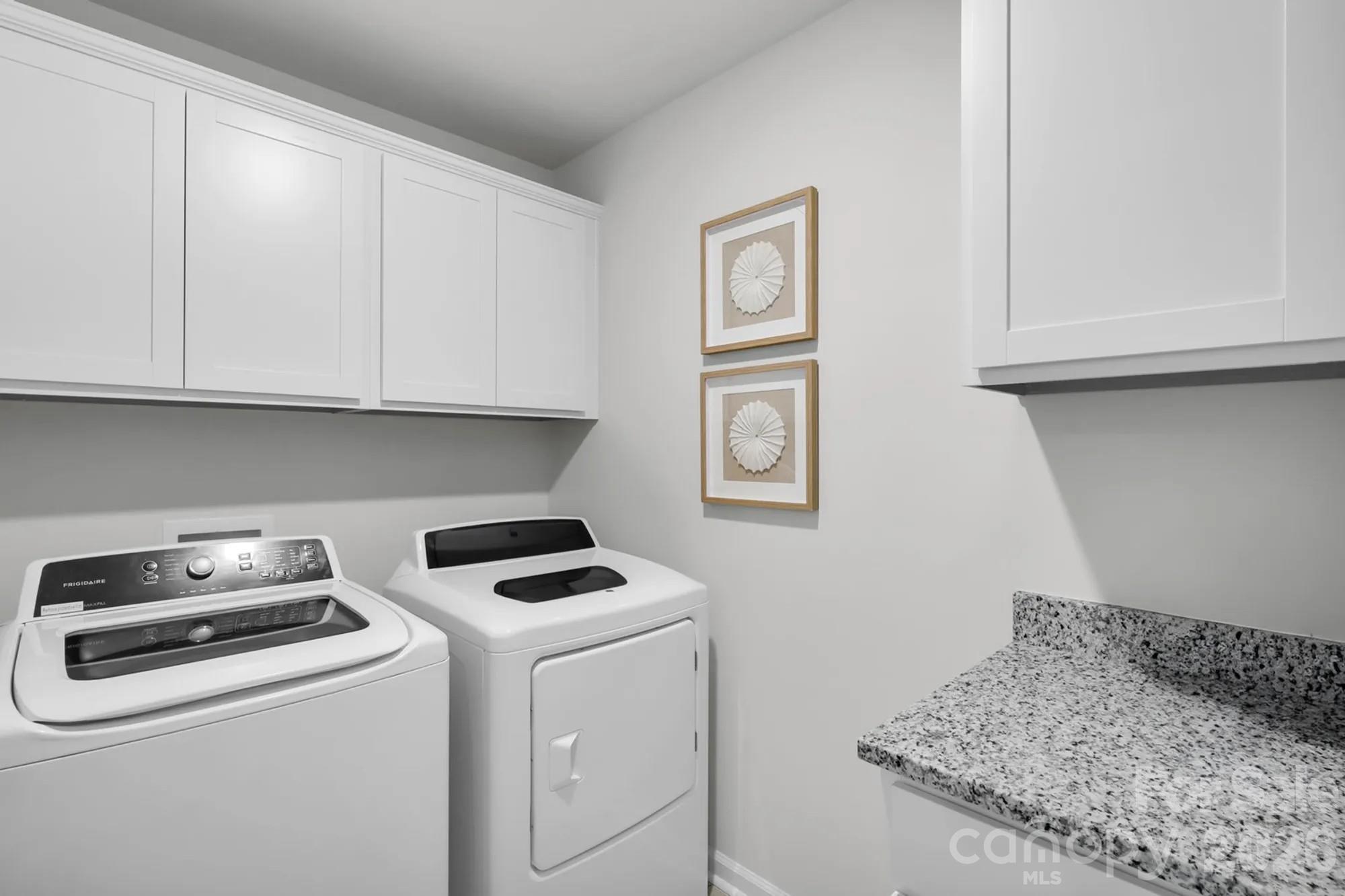1005 Forest Walk Street Property Photo 8
