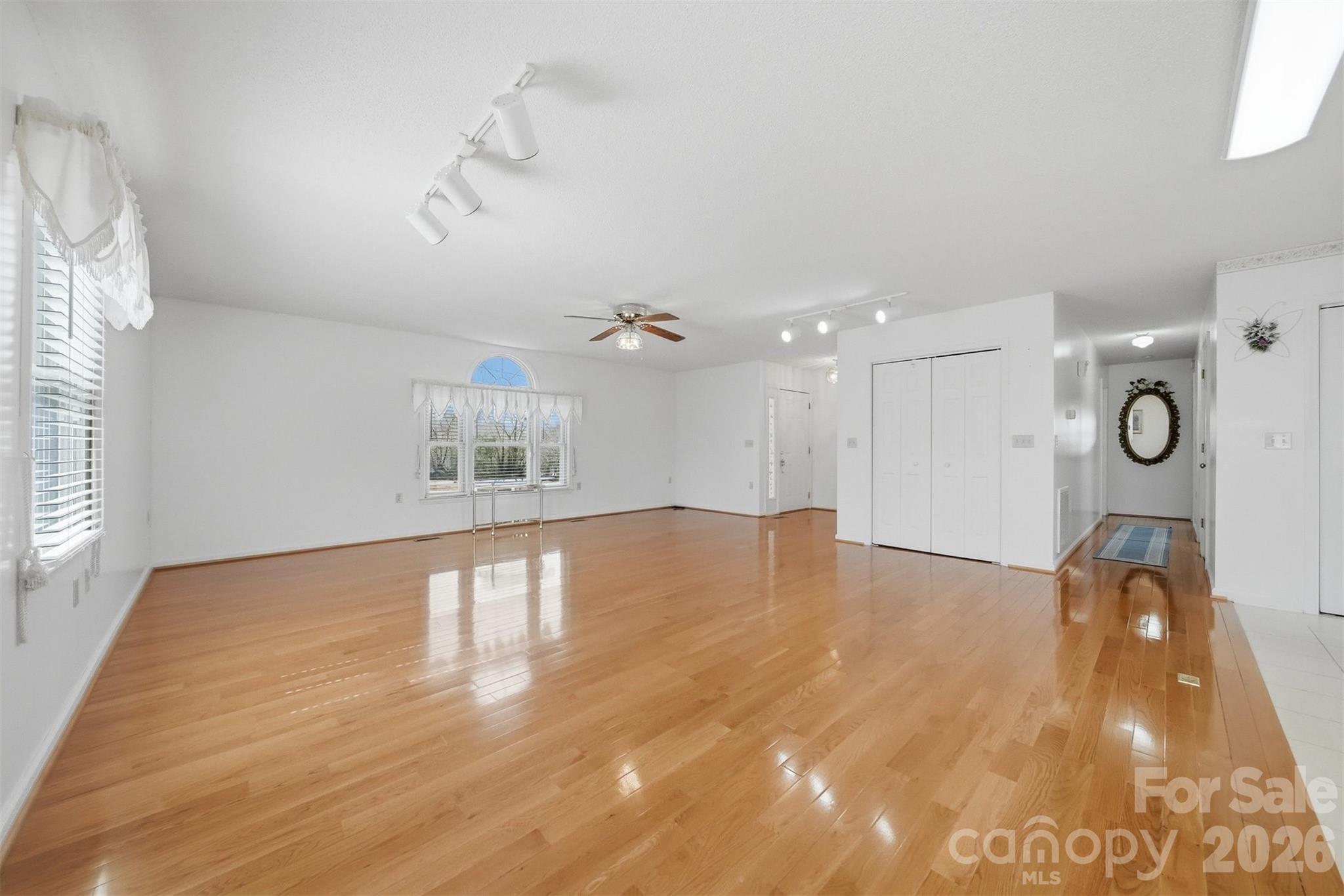4716 Bert Huffman Drive Property Photo 4