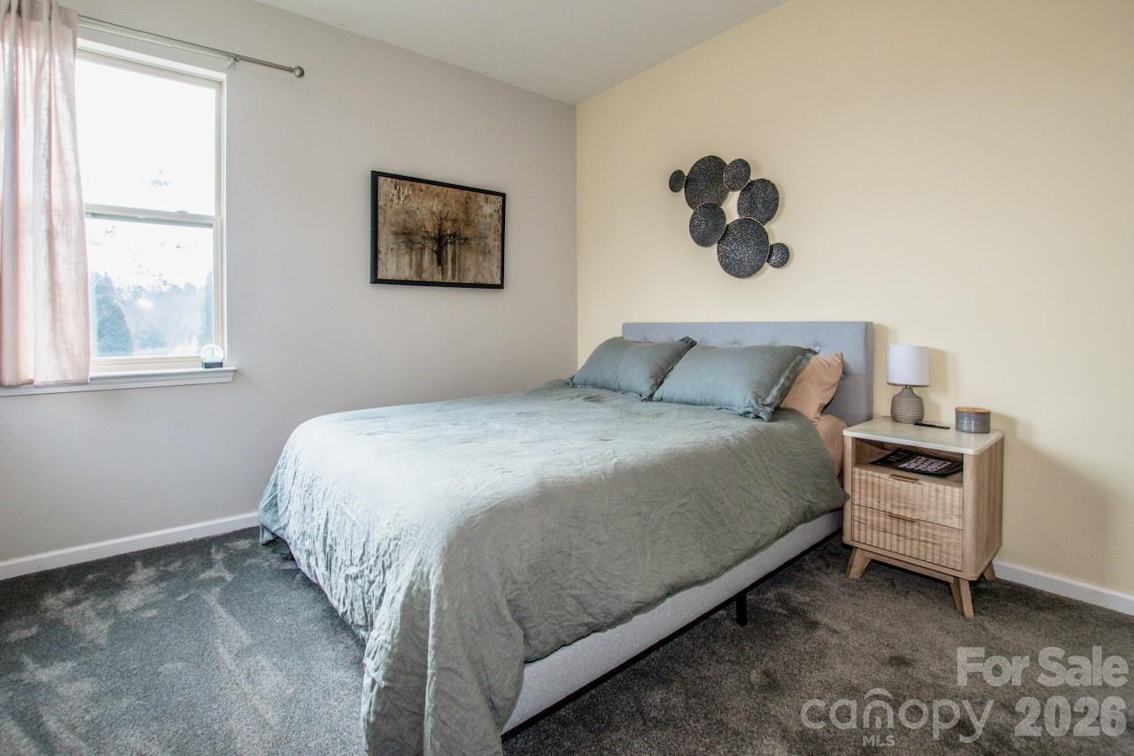 2416 Chinkapin Court Property Photo 19