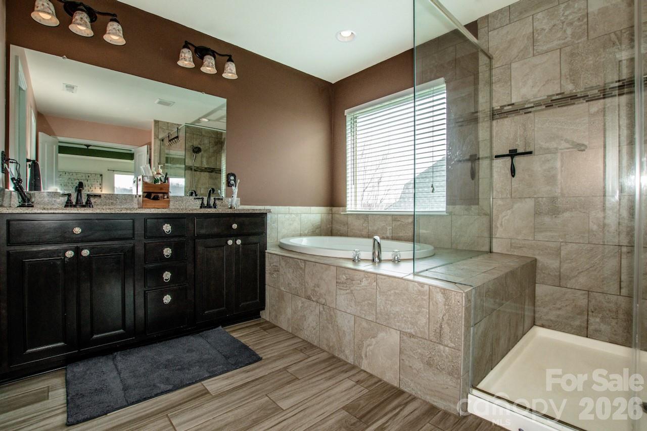 2416 Chinkapin Court Property Photo 29