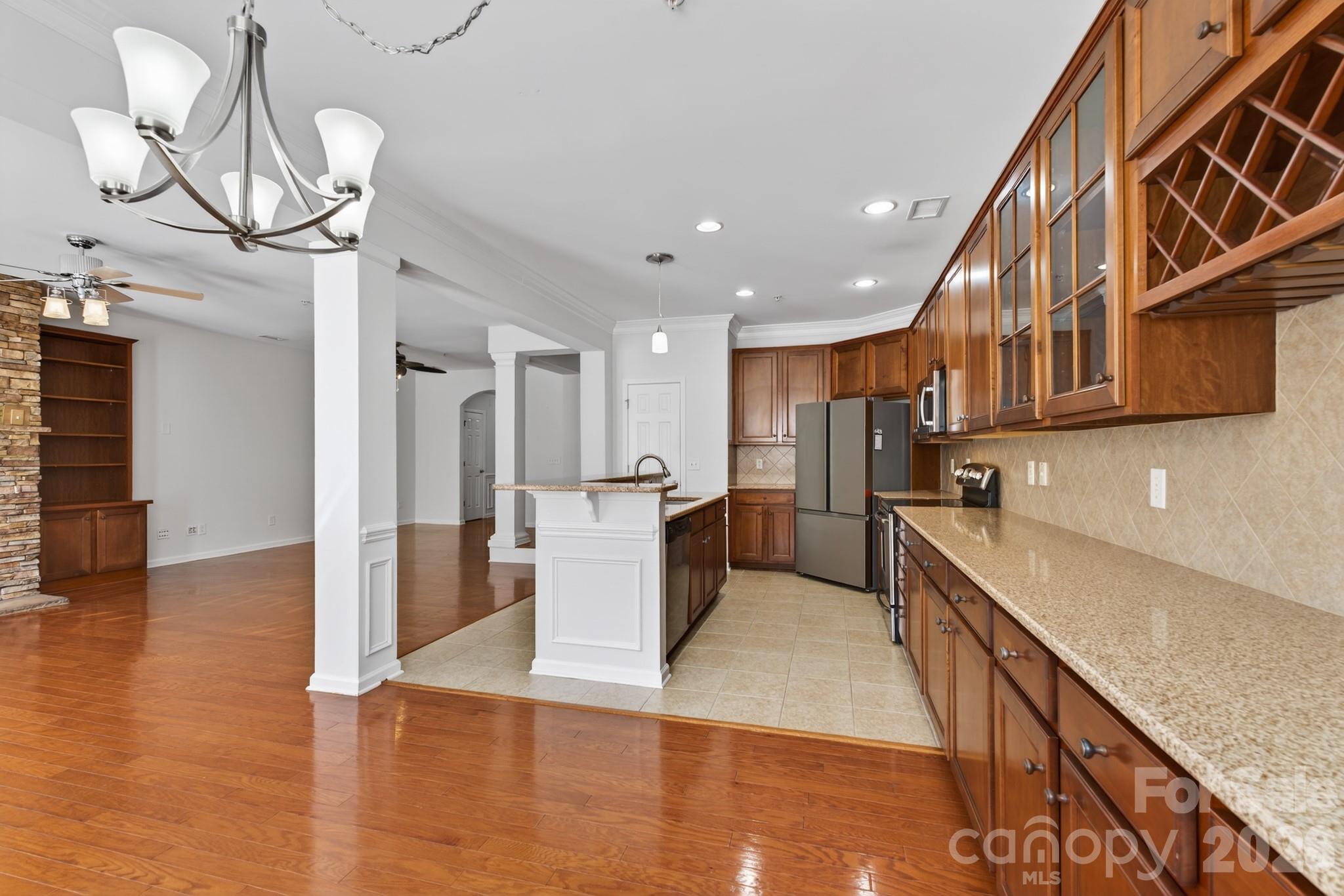114 Inlet Point Drive Property Photo 11