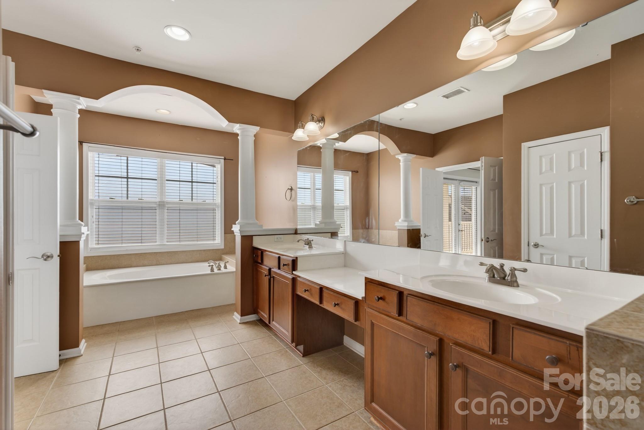 114 Inlet Point Drive Property Photo 21