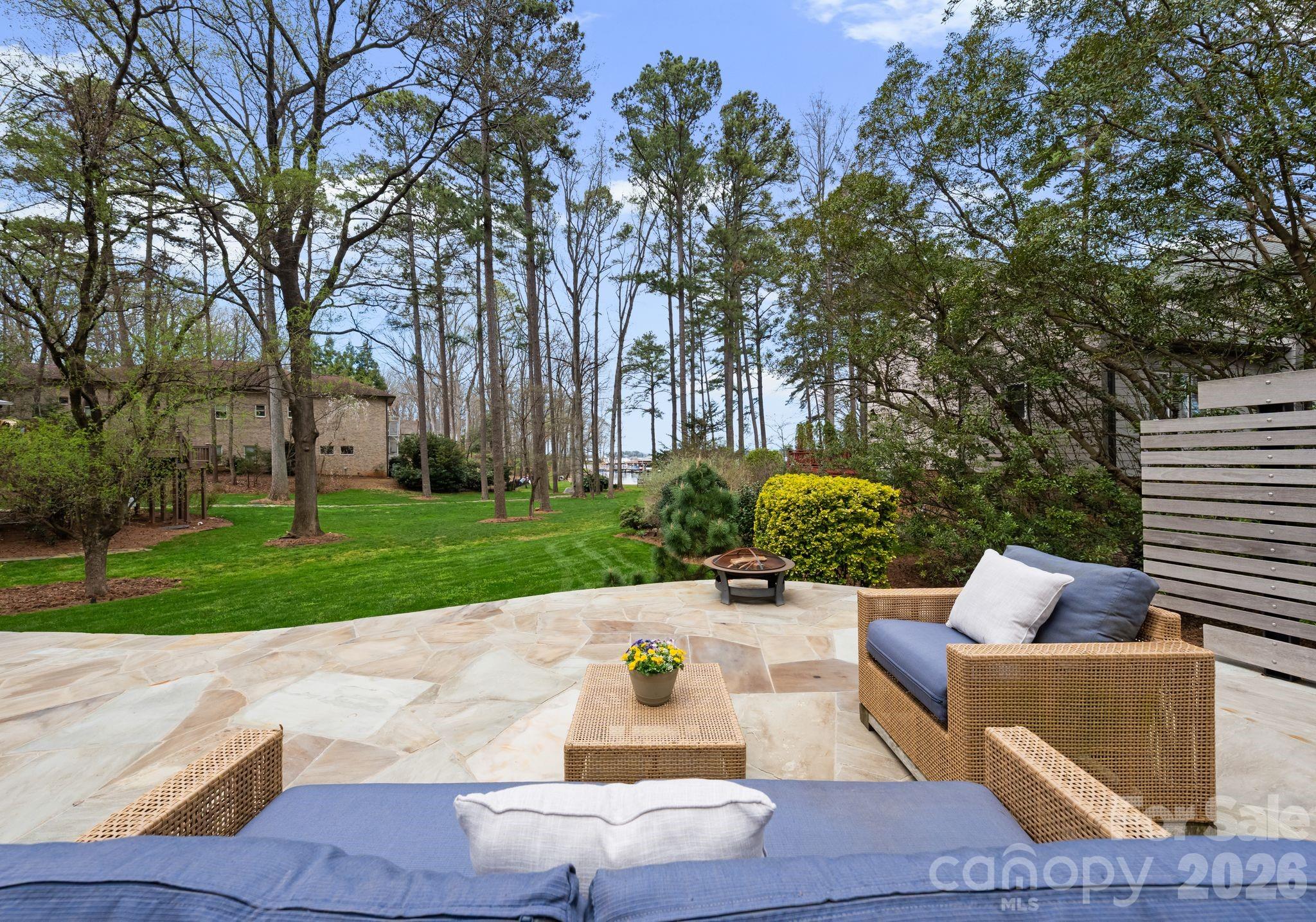 16208 Weatherly Way Property Photo 33
