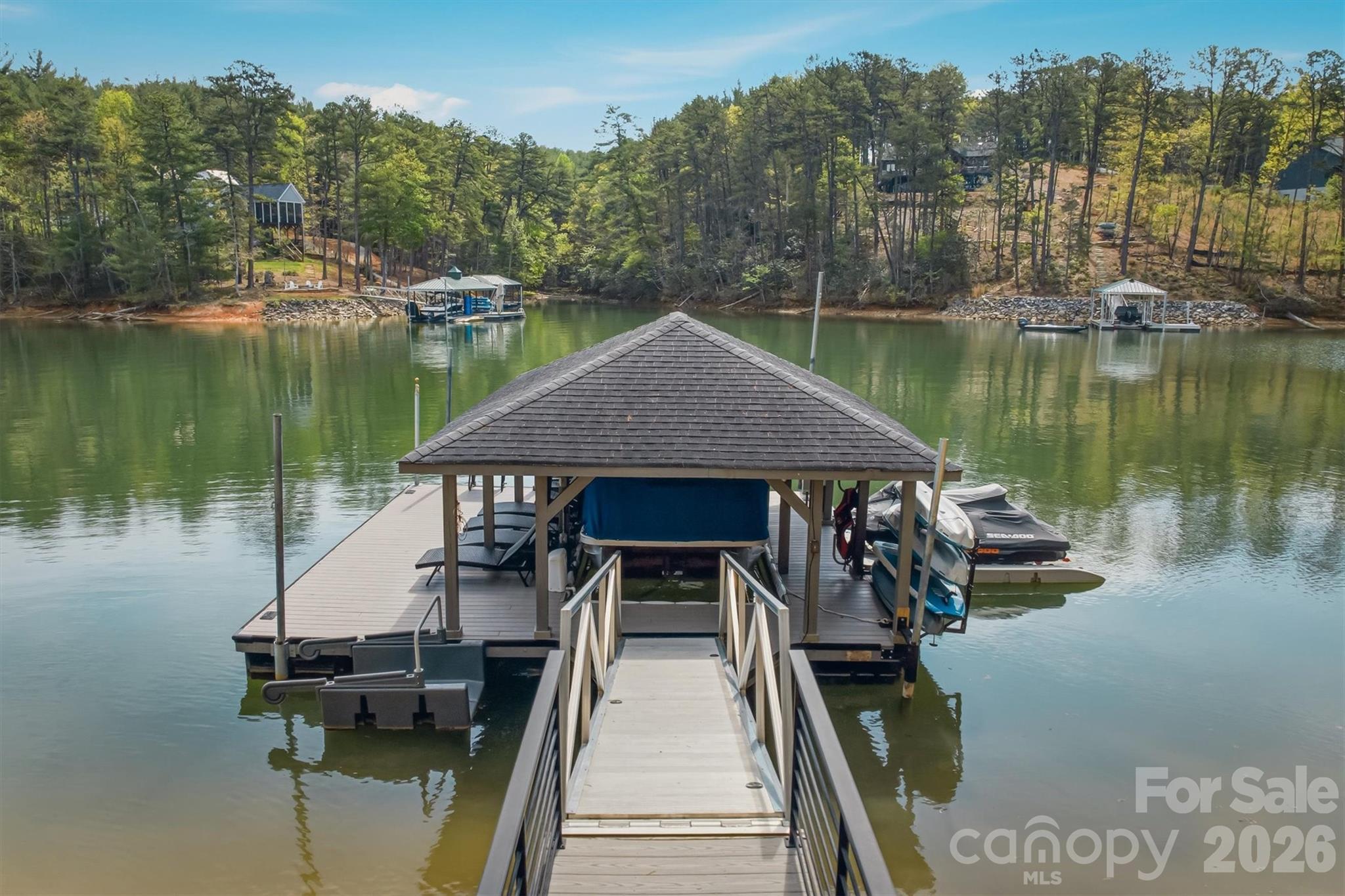 10 Otter Cove Court Property Photo 8
