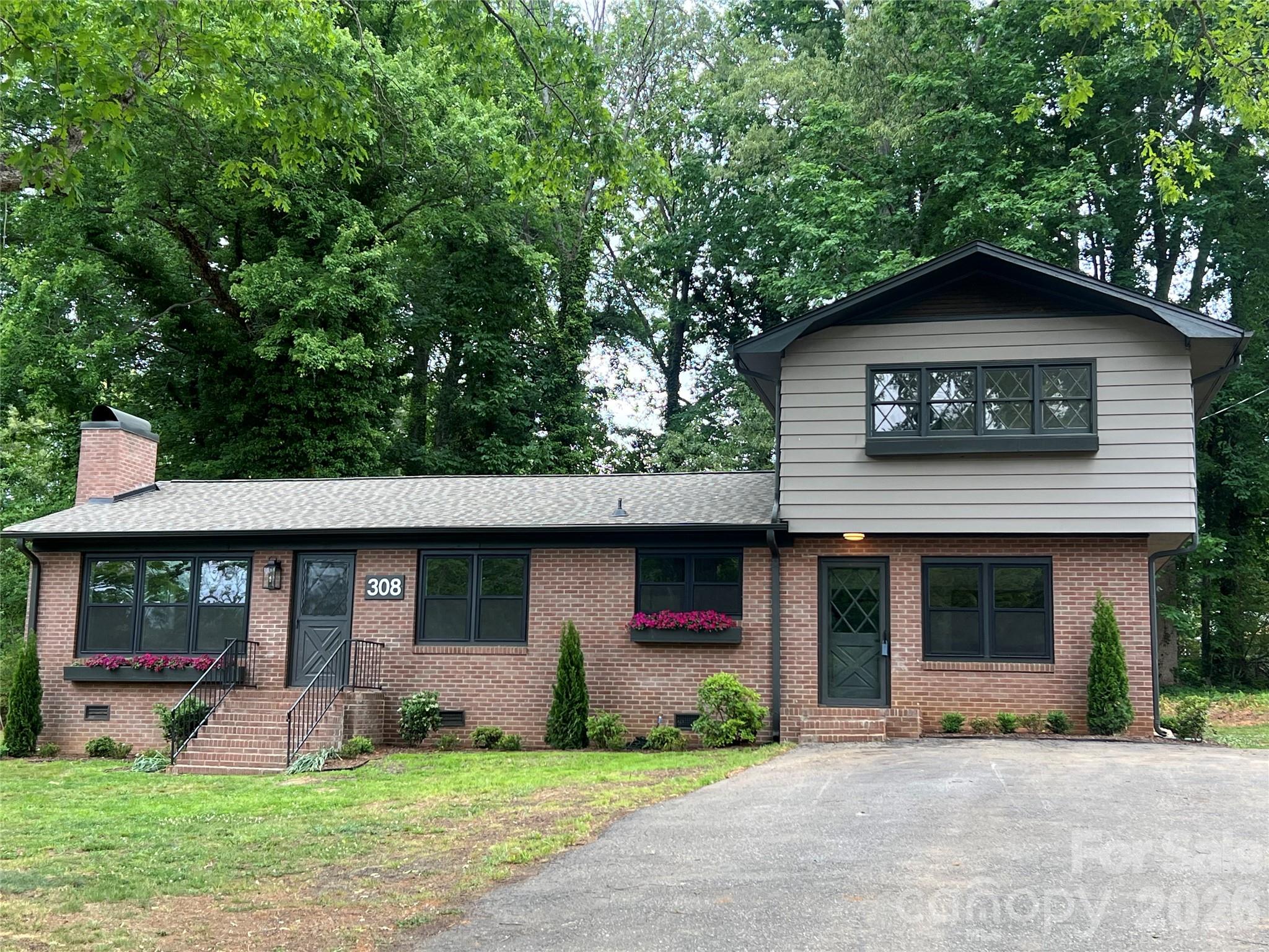 308 Rankin Avenue Property Photo 1