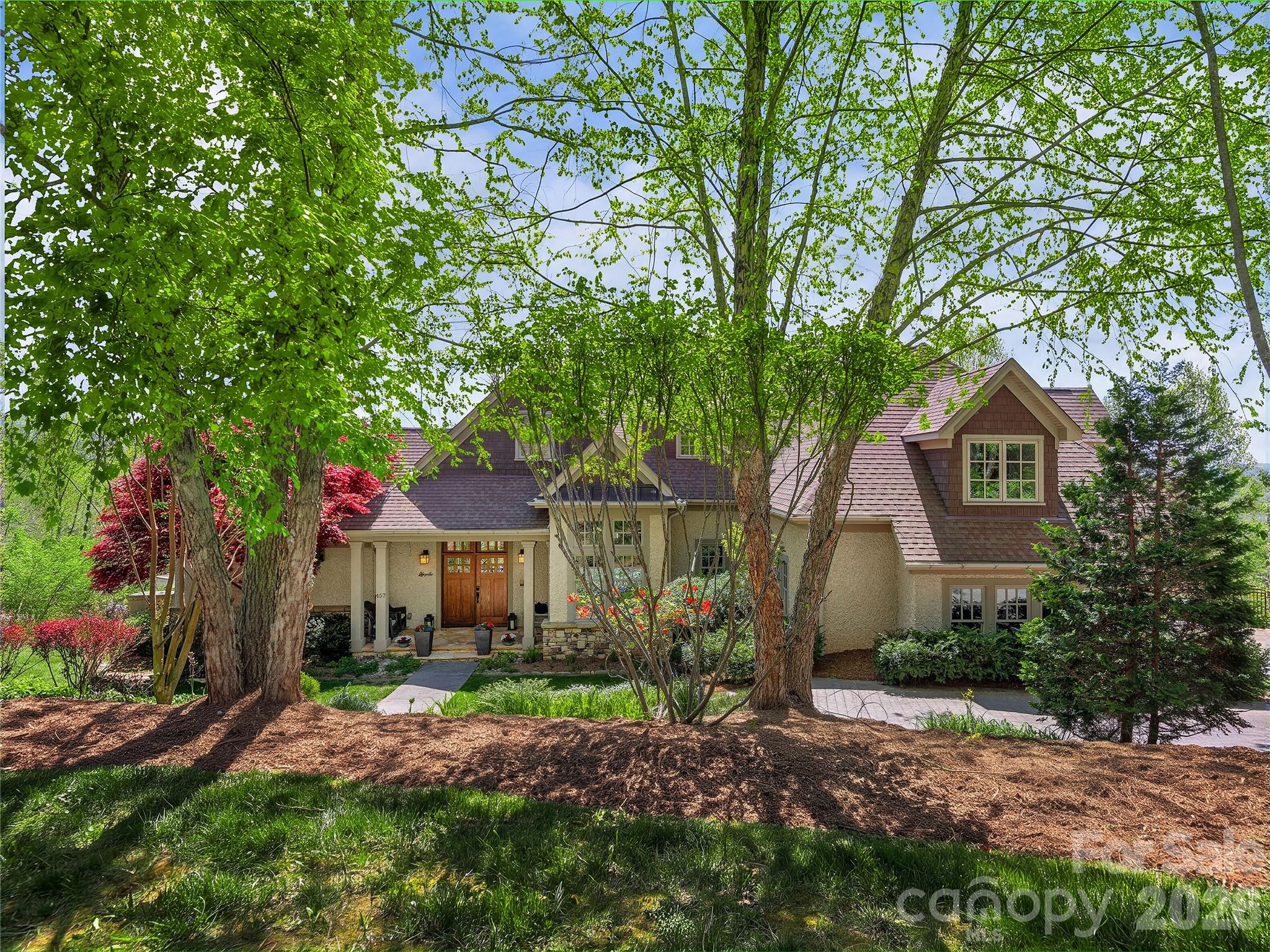 457 Coopers Hawk Drive Property Photo 1
