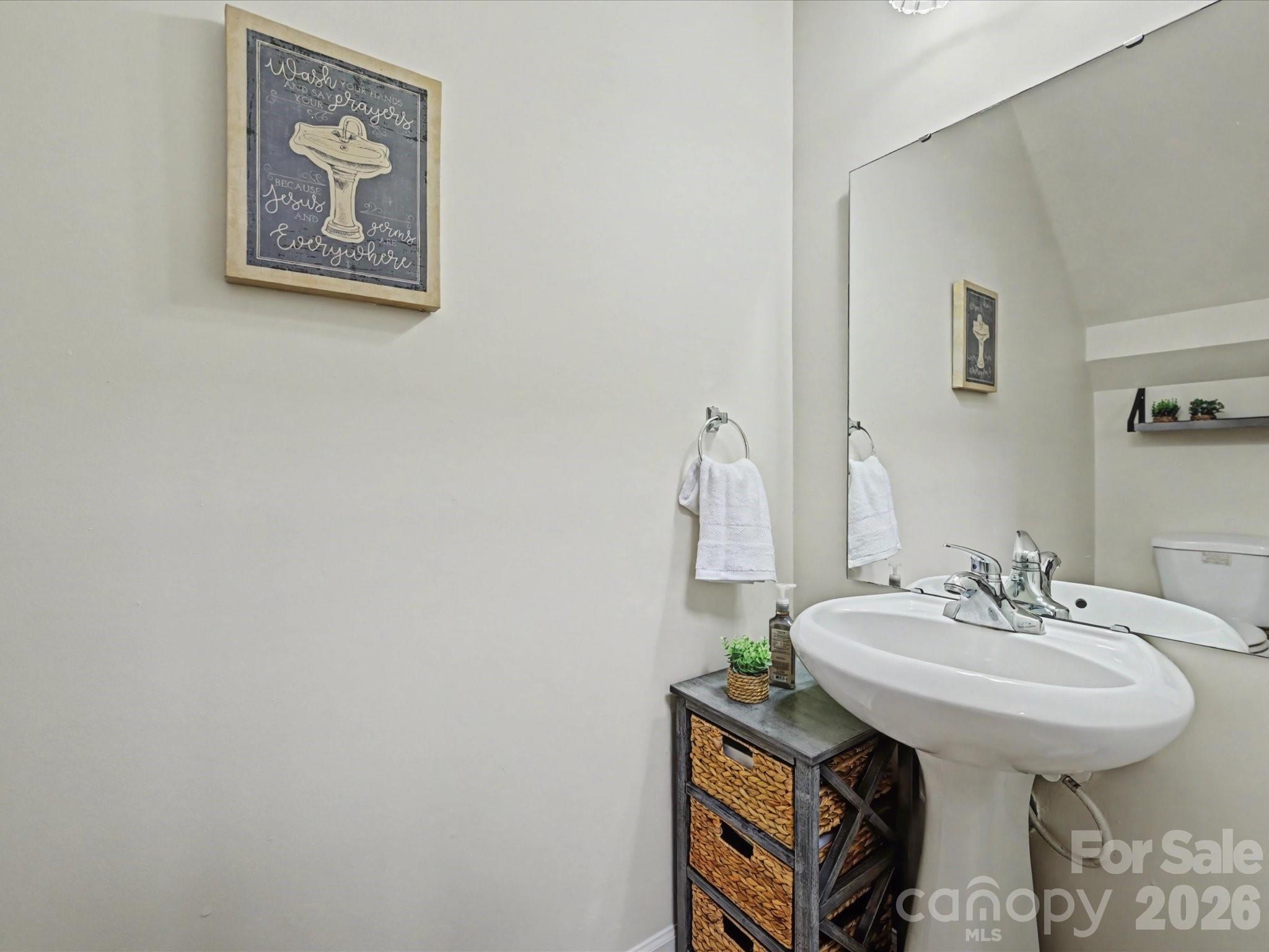 8421 Scotney Bluff Avenue Property Photo 15
