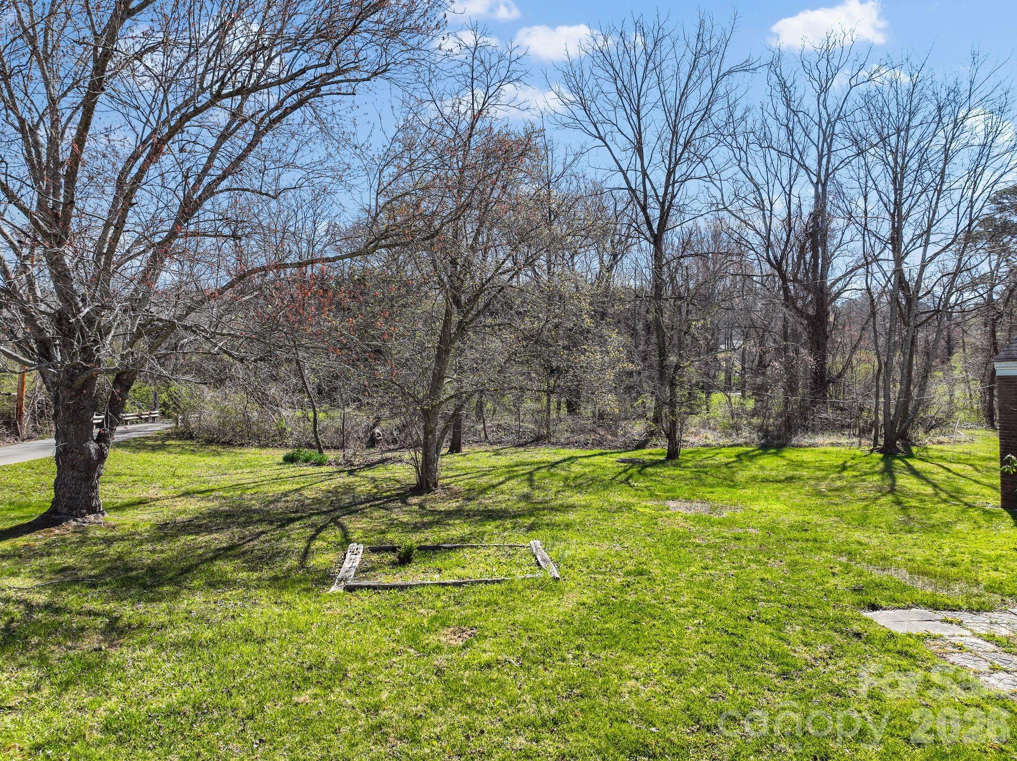 99999 New Haw Creek Road Property Photo 2