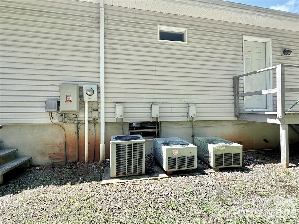 4092/4070 Hickory Boulevard Property Photo 21