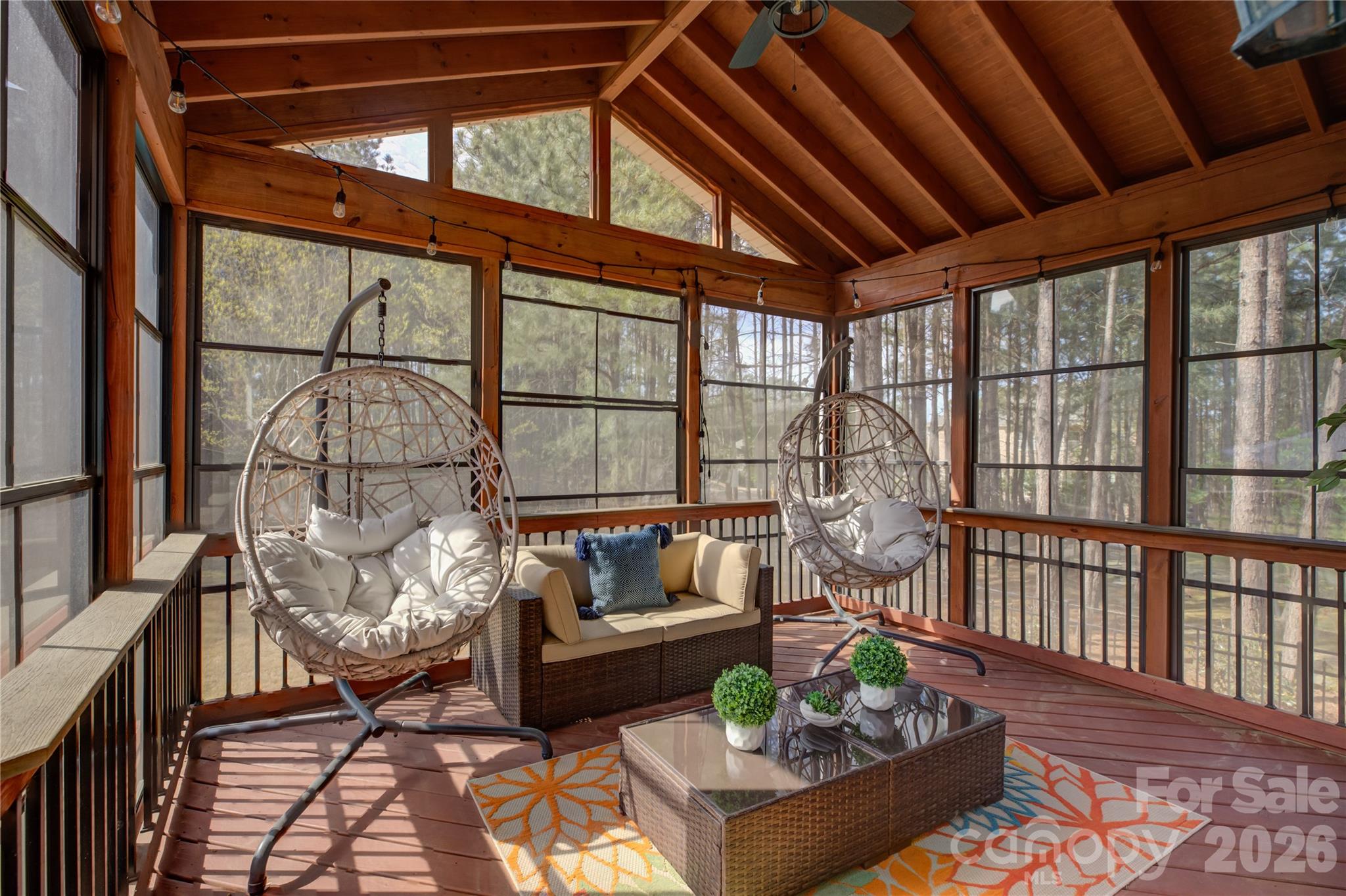 16518 Governors Club Court Property Photo 14