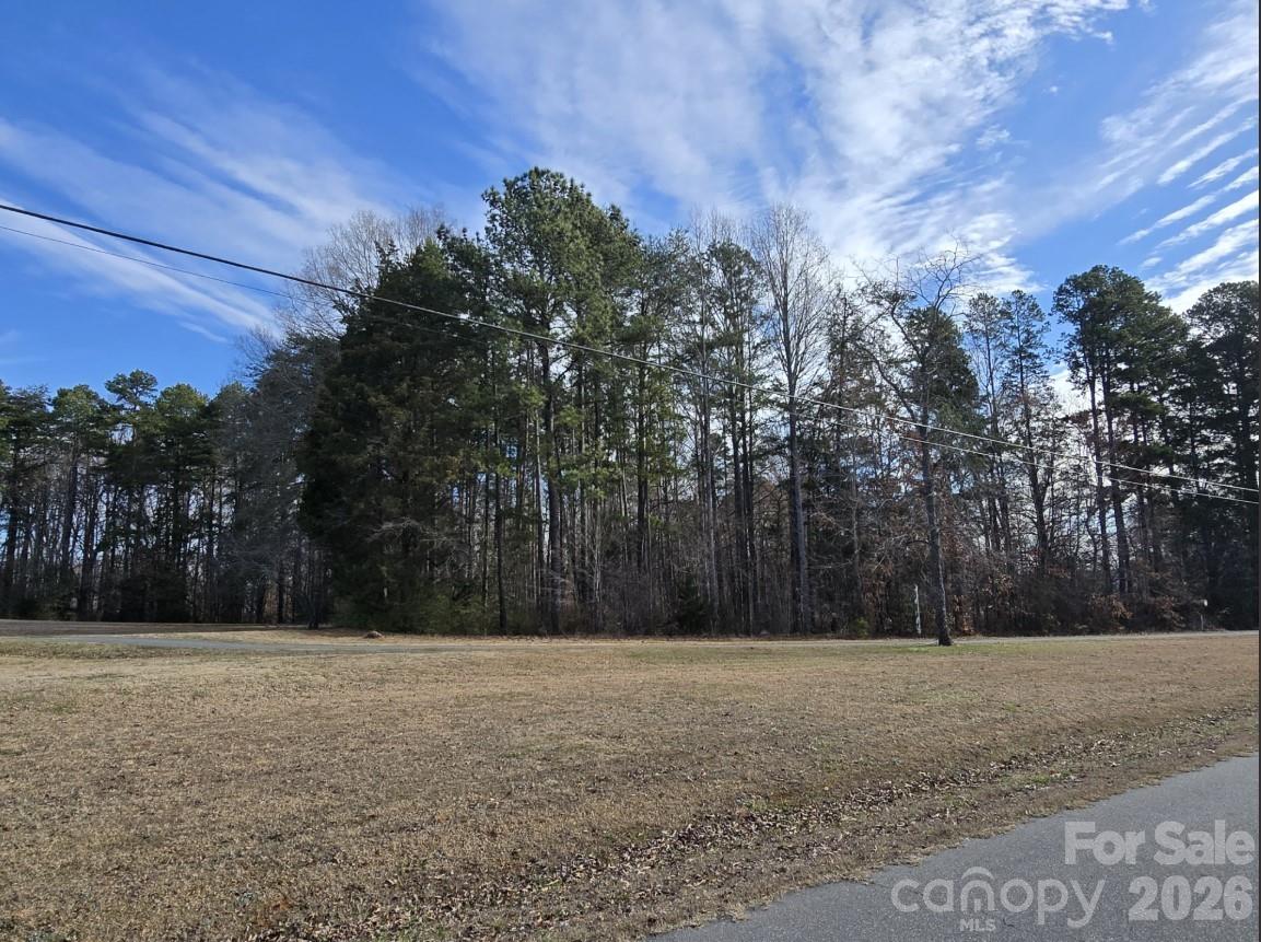 214 Foursquare Road Property Photo 3