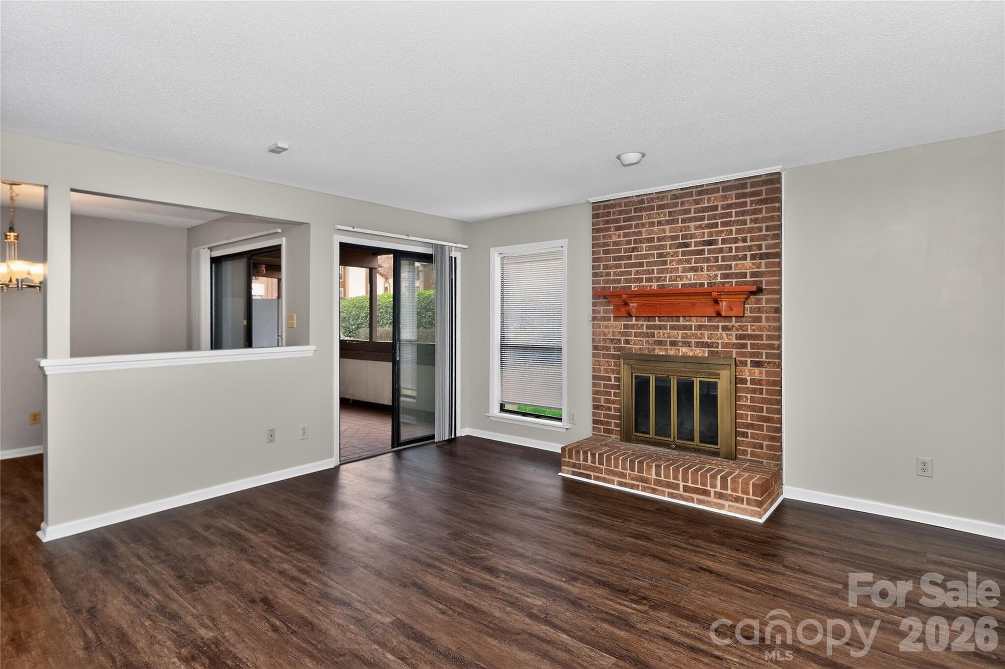 7302 Winery Lane Property Photo 1
