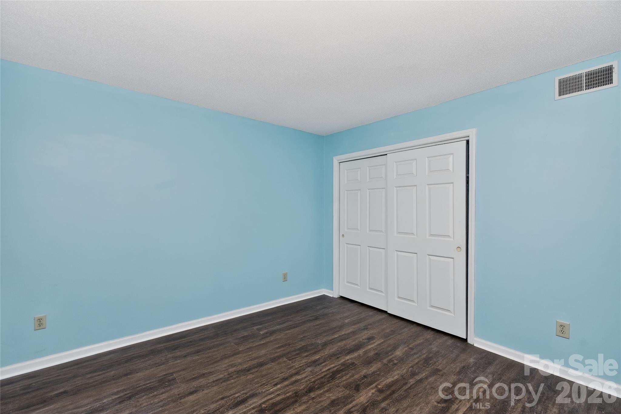 7302 Winery Lane Property Photo 7