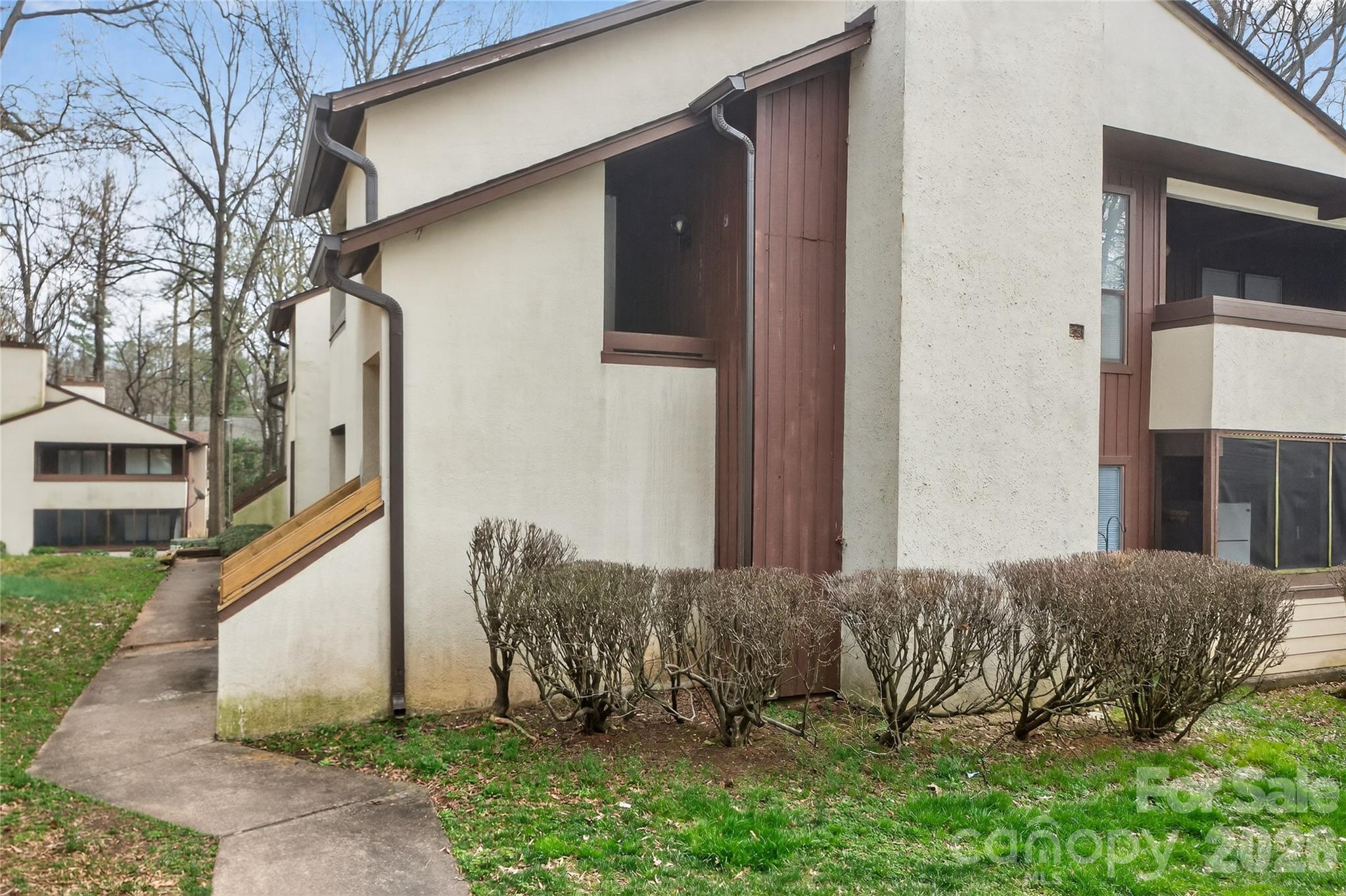 7302 Winery Lane Property Photo 18