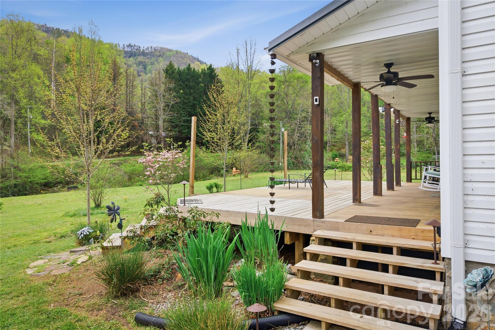 6470 Stone Mountain Road Property Photo 14
