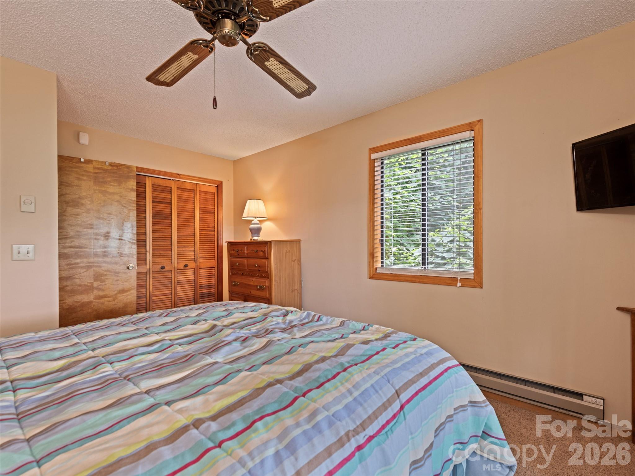 1672 Summit Drive Property Photo 27