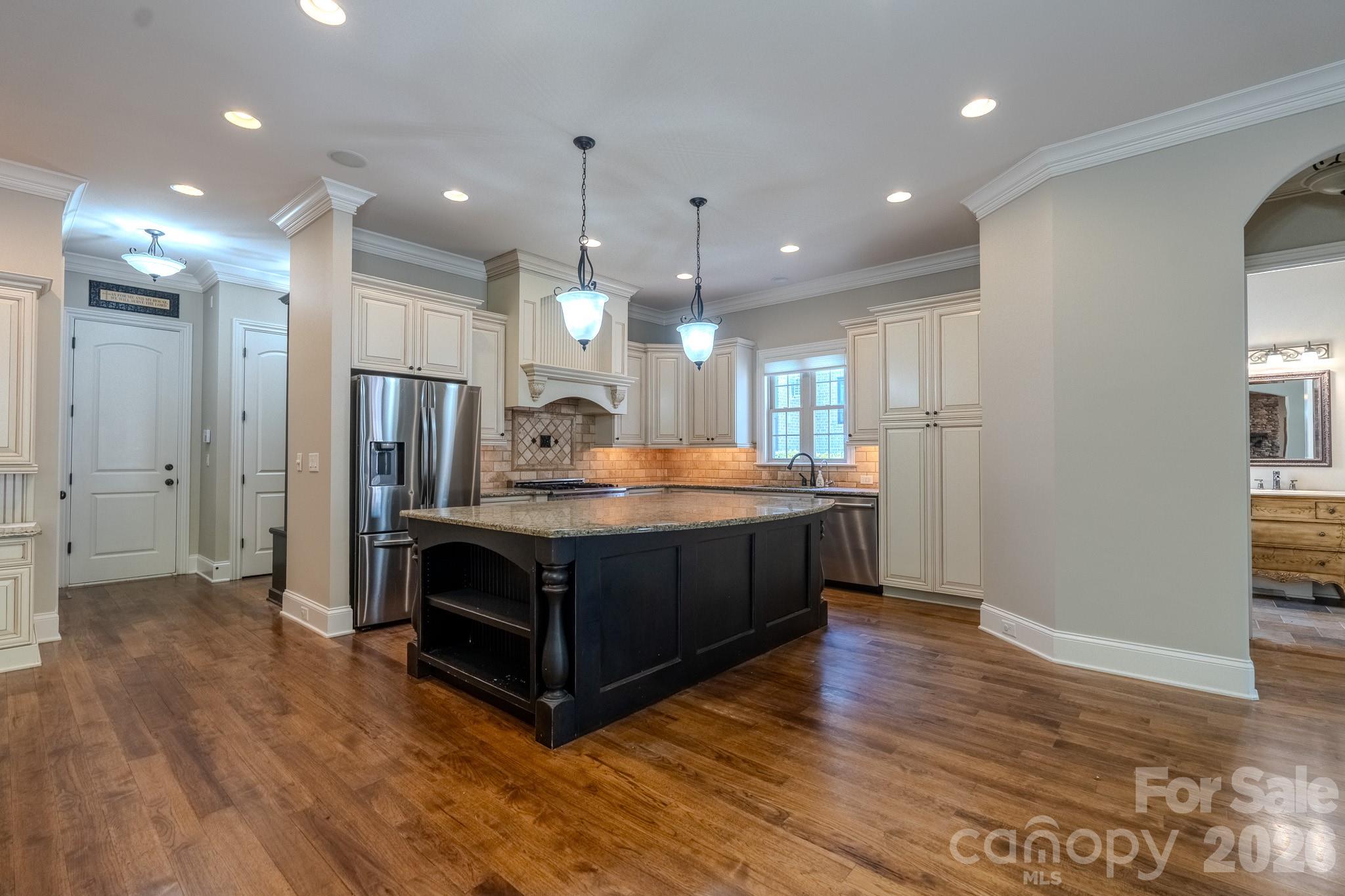 295 Bent Tree Drive Property Photo 15
