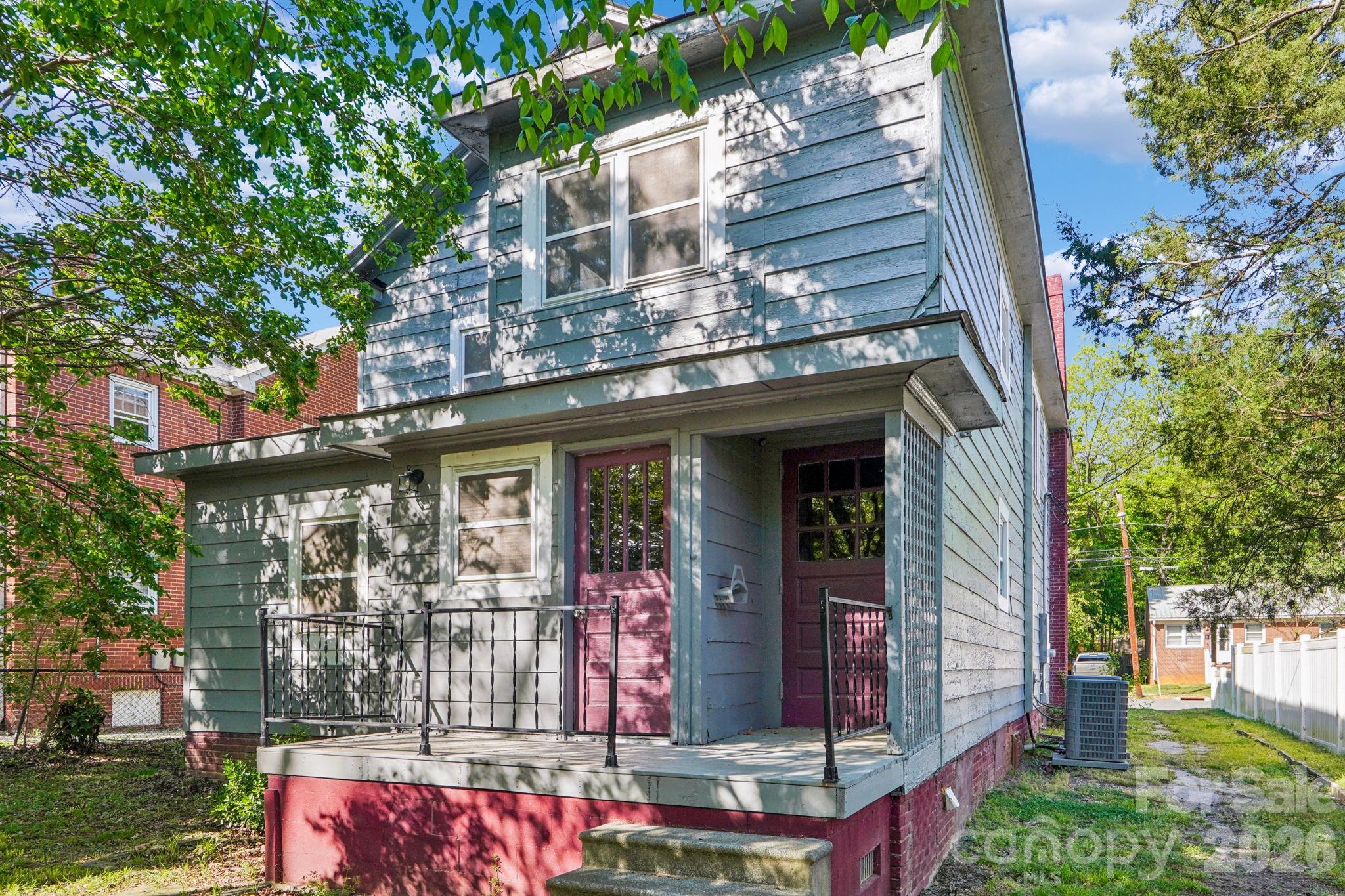 209 W Marsh Street Property Photo 34