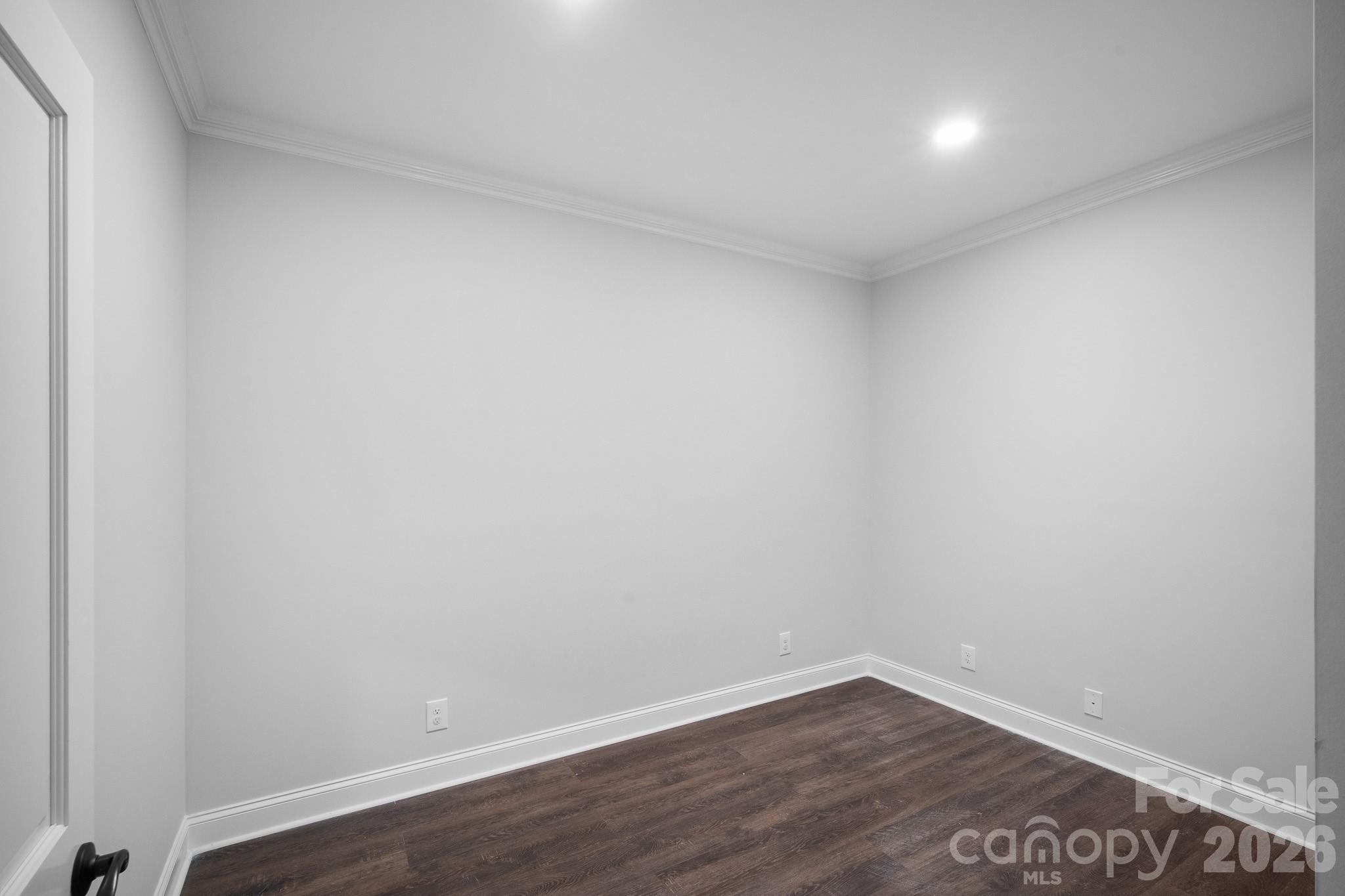 121 N Main Street Property Photo 23