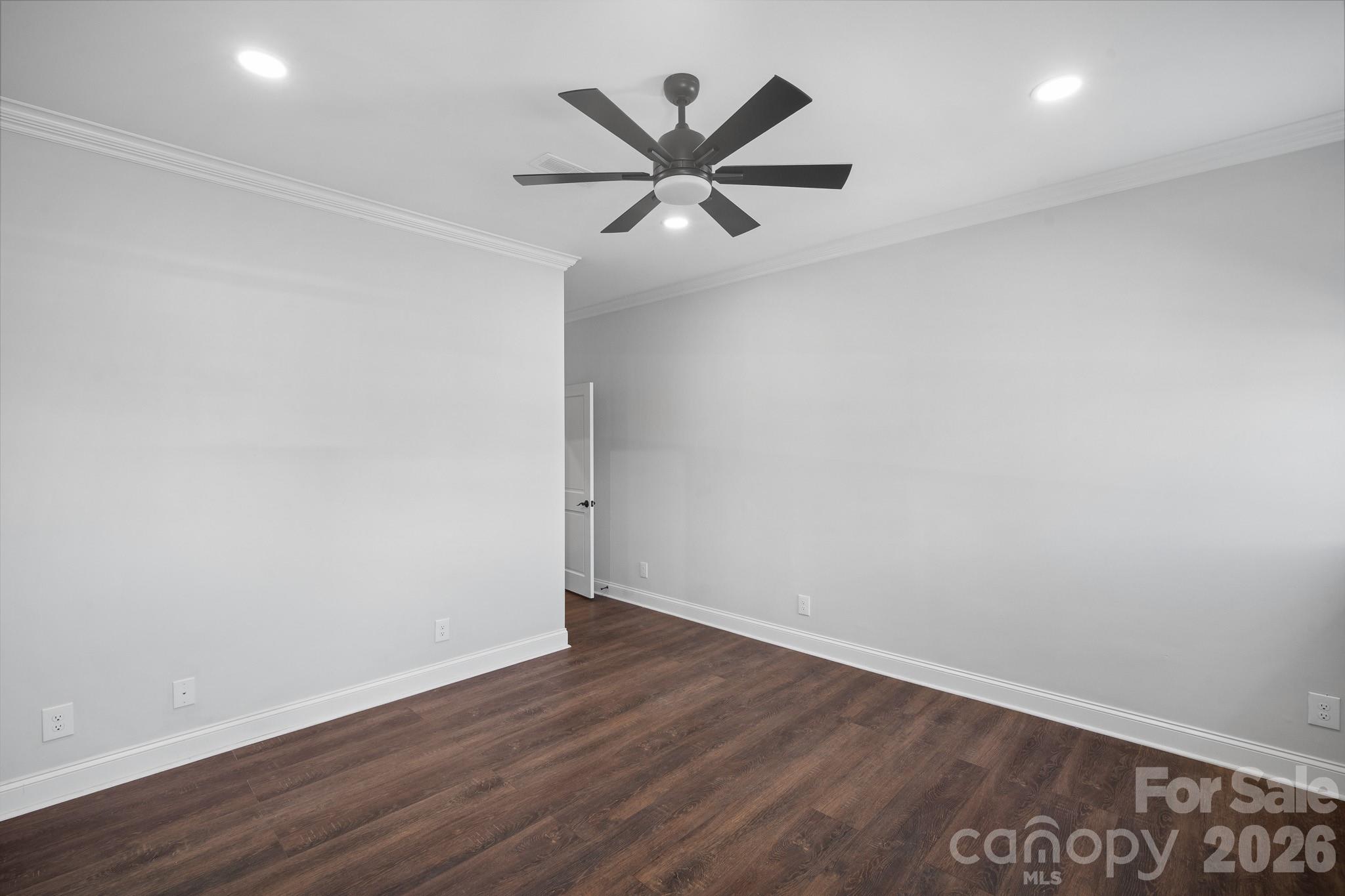 121 N Main Street Property Photo 26