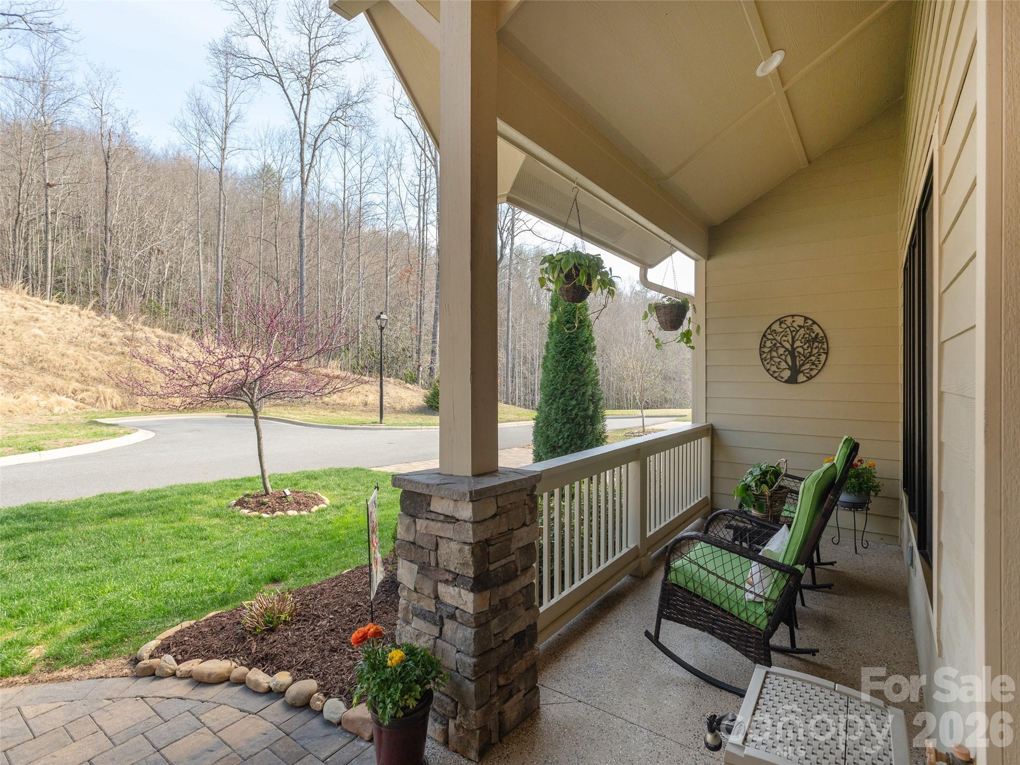 96 Copper Creek Lane Property Photo 4