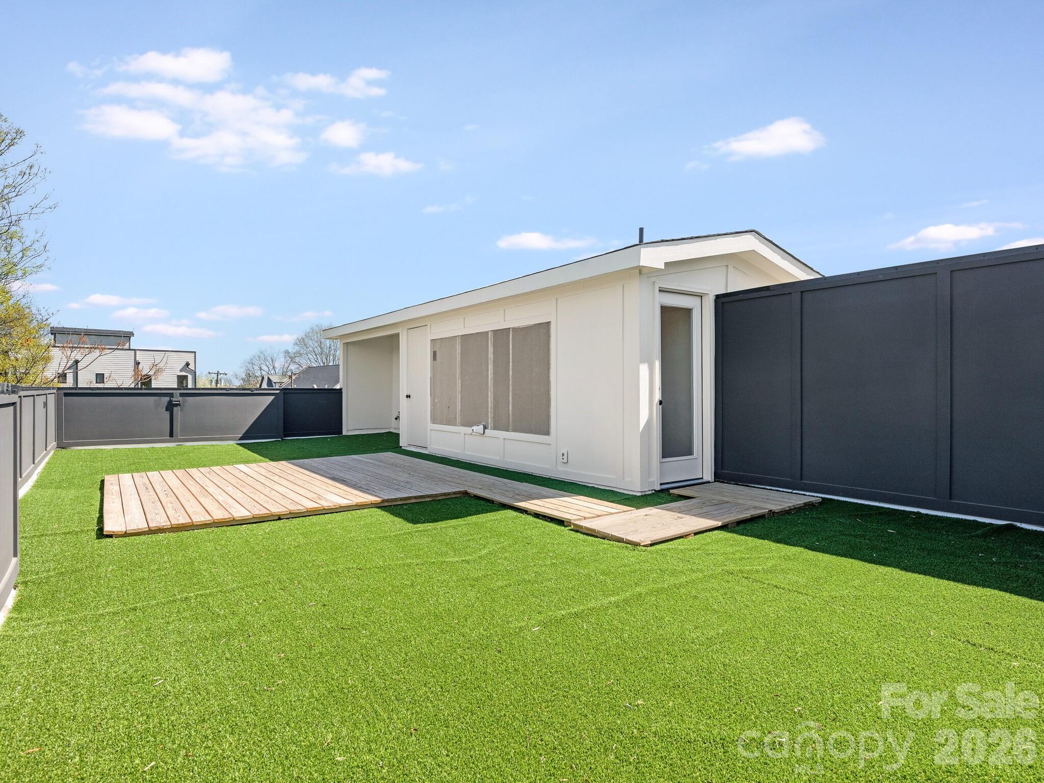 129 French Street A Property Photo 25