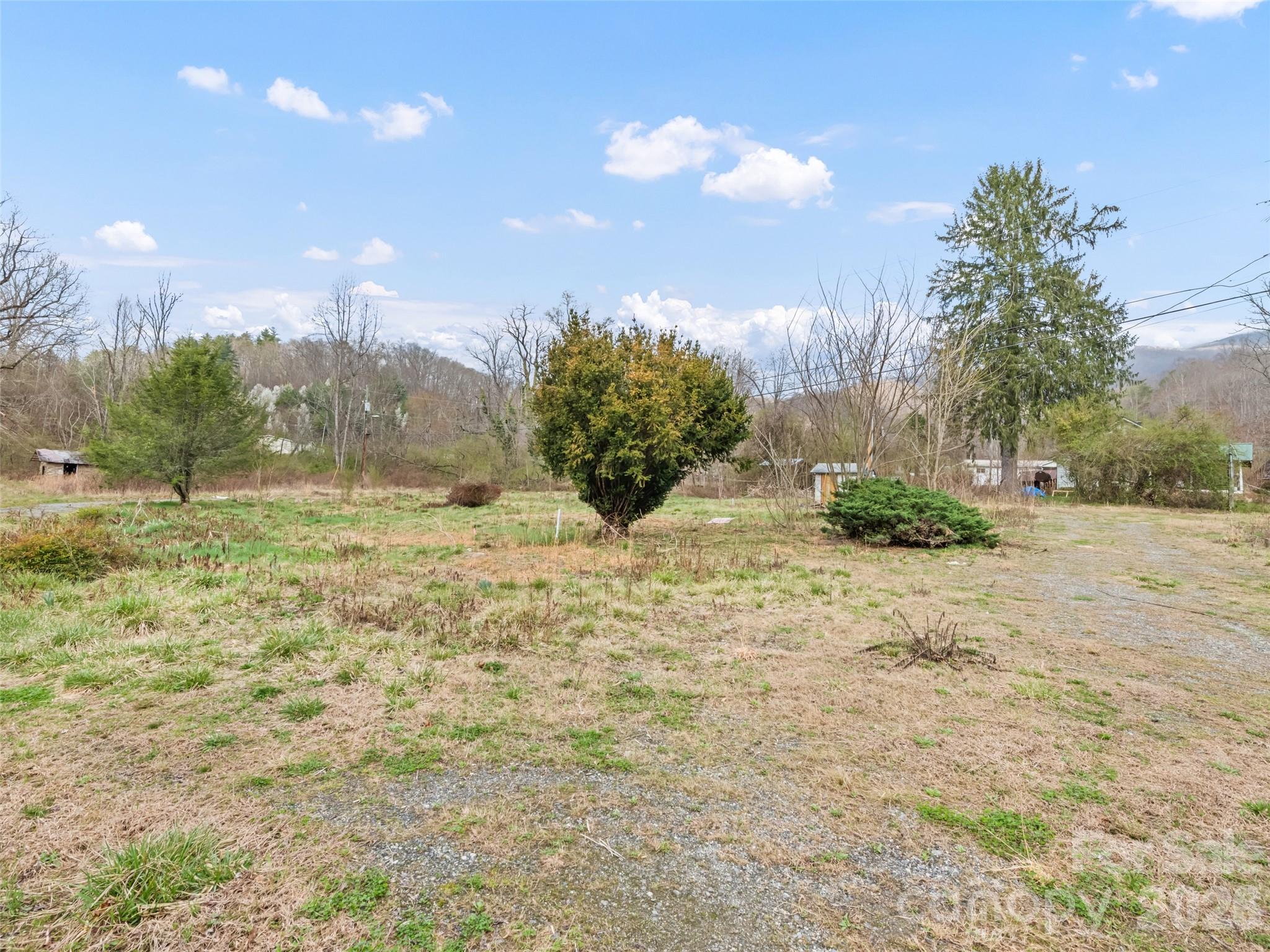 72 Topeka Drive Property Photo 22