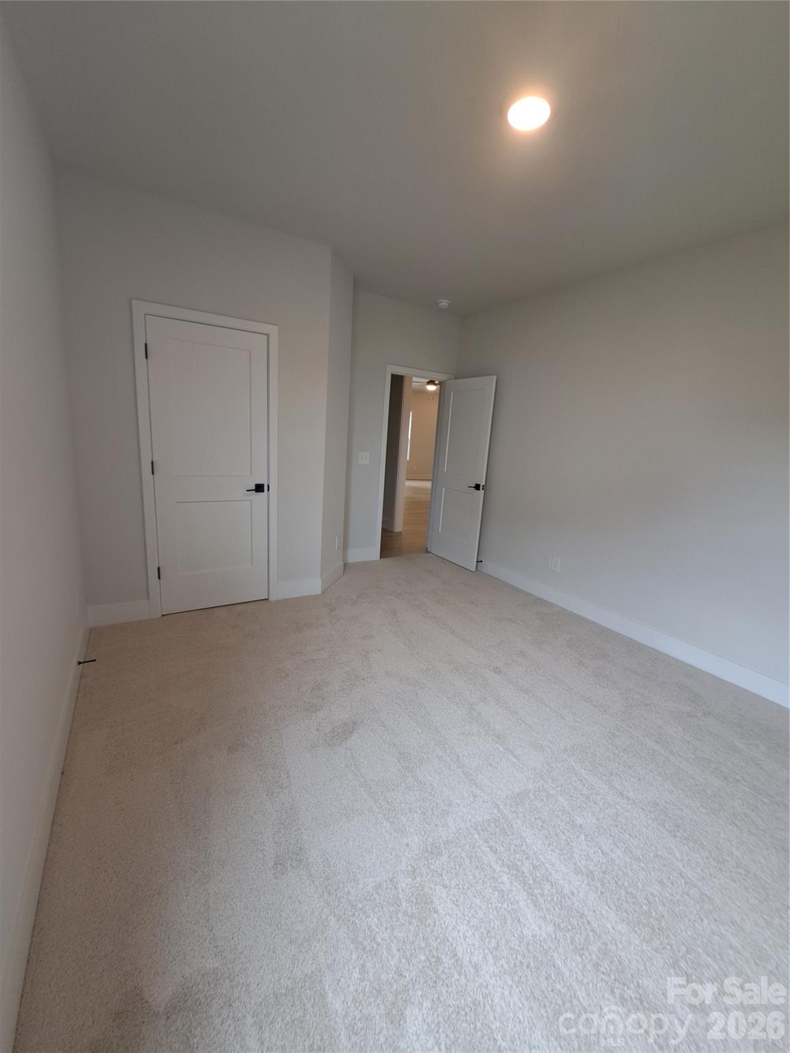 1075 Kildare Drive 66 Property Photo 18