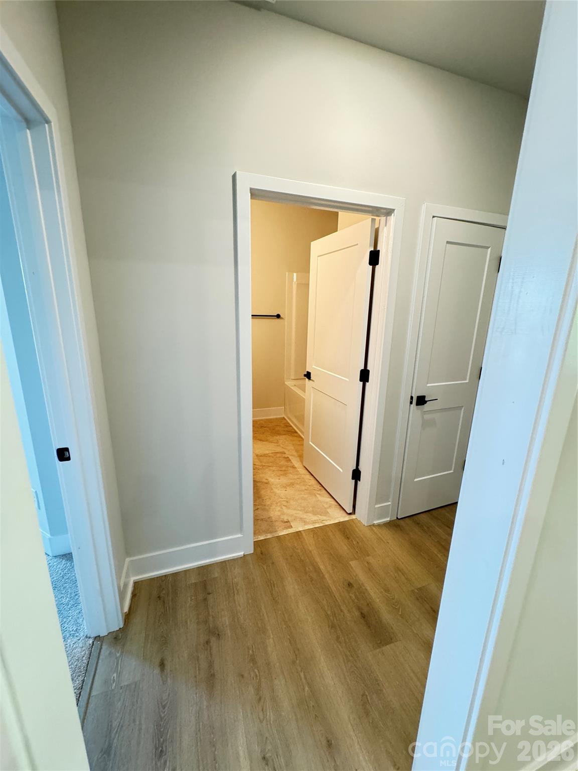 1075 Kildare Drive 66 Property Photo 19