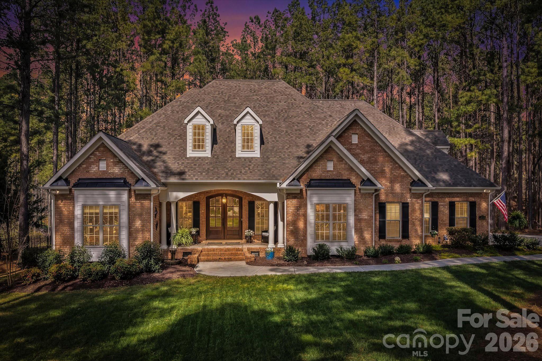 4950 River Hills Drive Property Photo 2