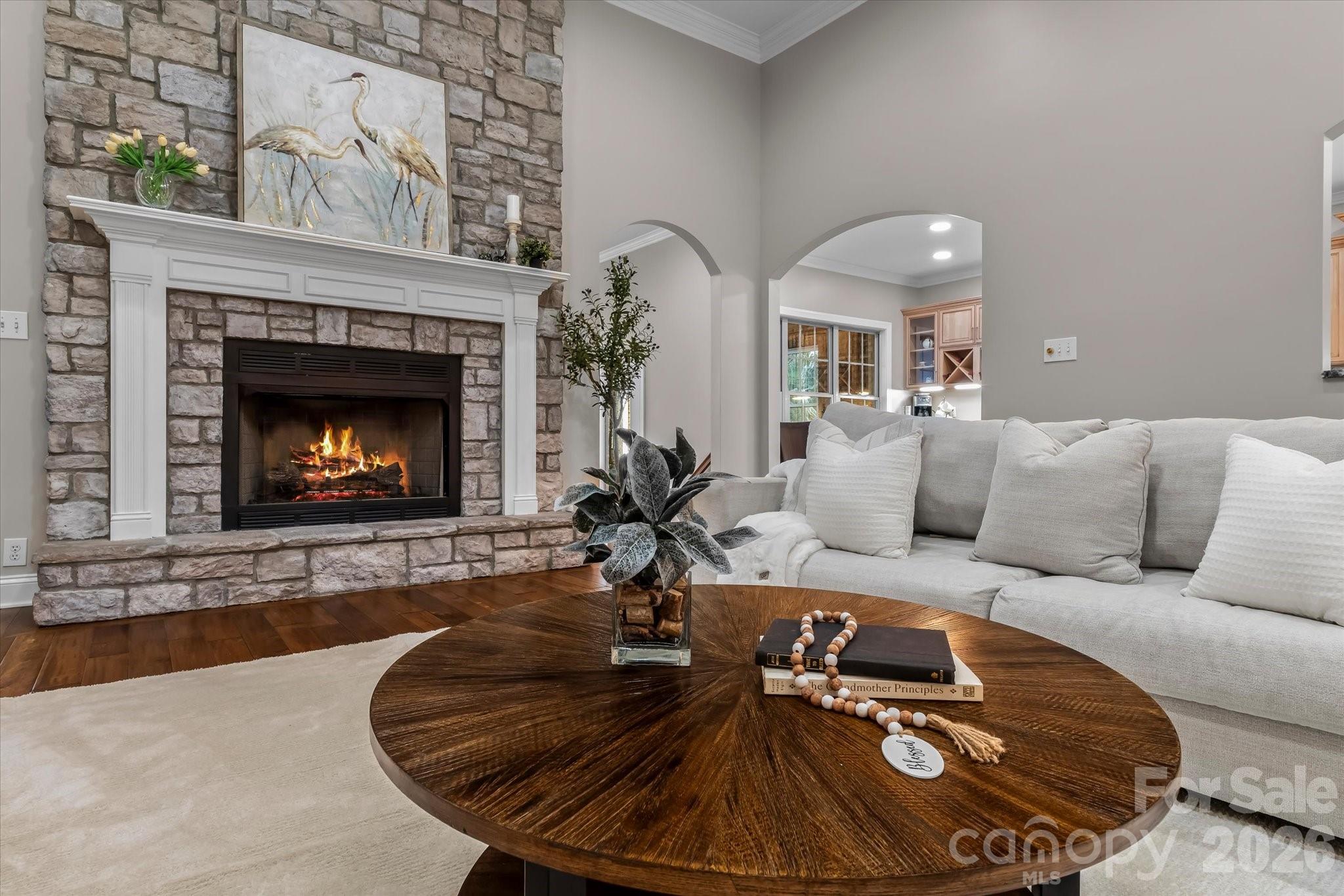 4950 River Hills Drive Property Photo 4