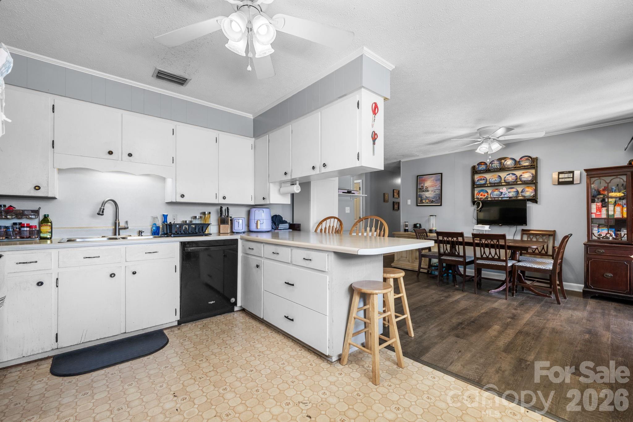 103 Hamp Street Property Photo 11