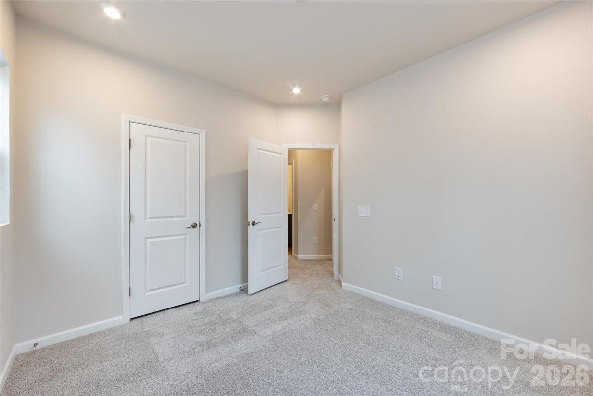6017 Longar Lane Property Photo 20