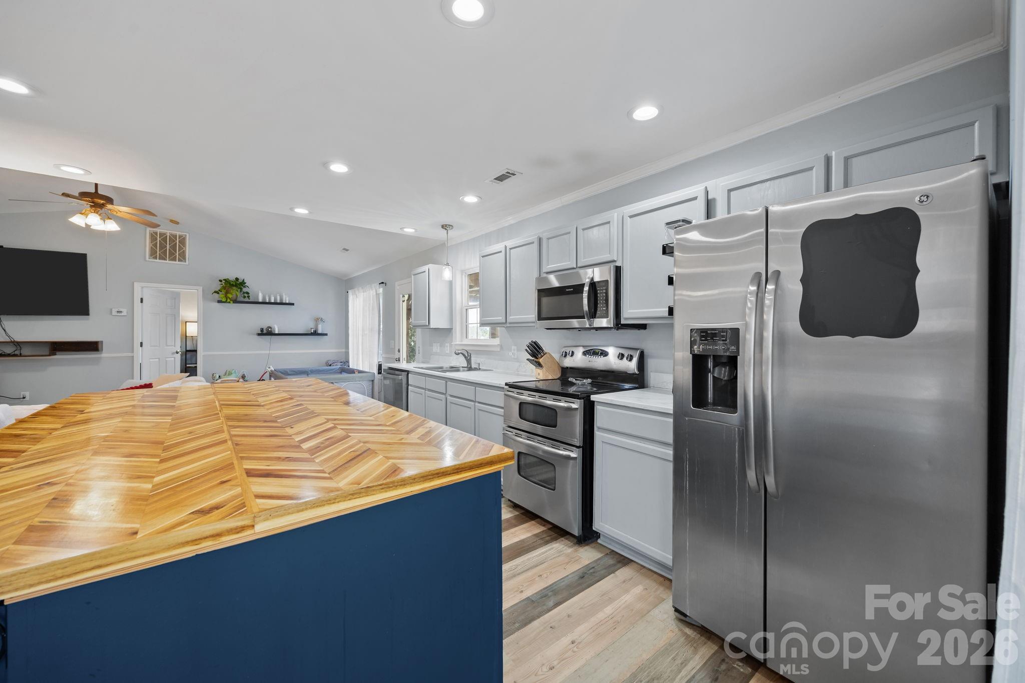 107 Panther Creek Road Property Photo 18