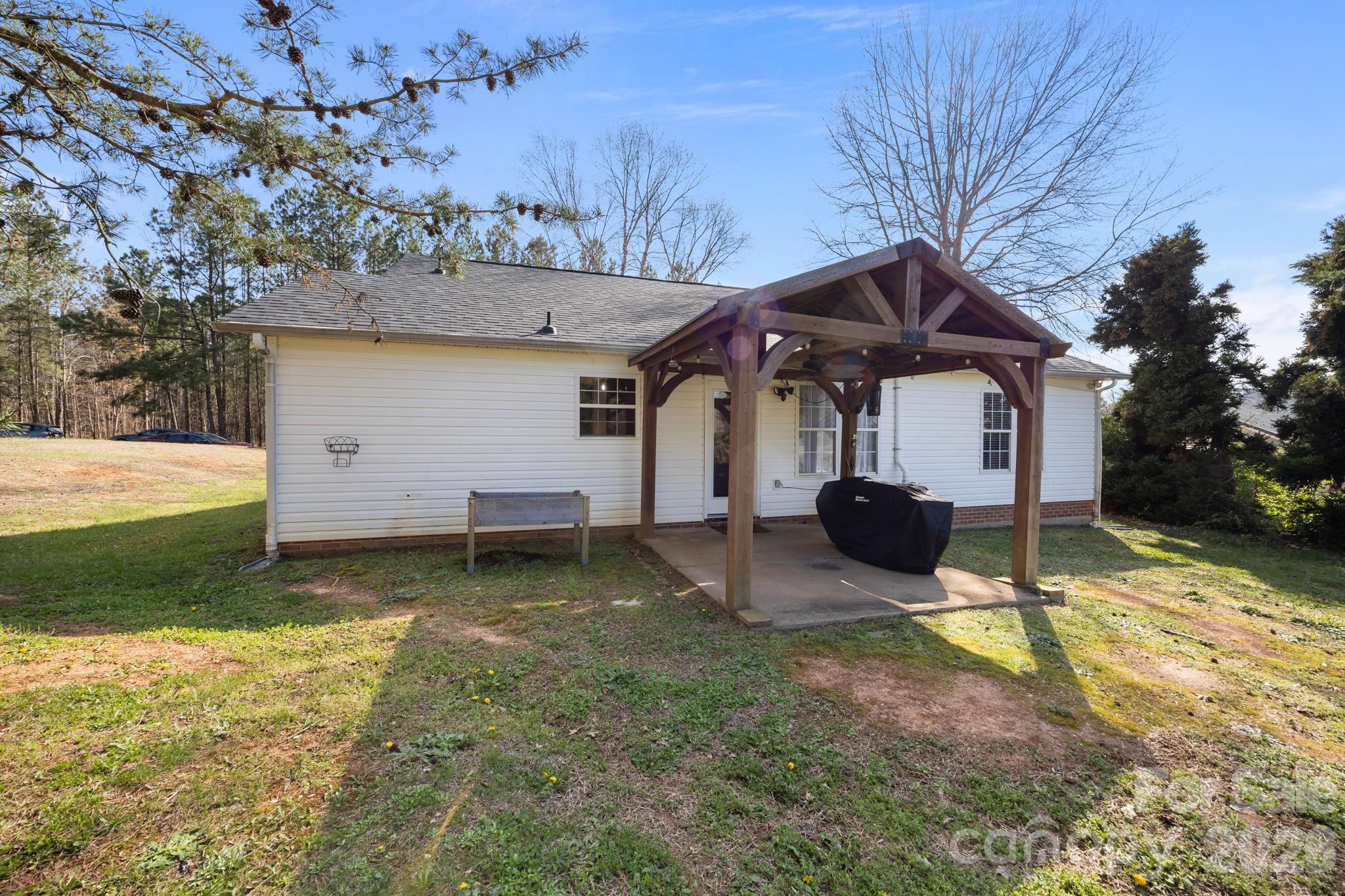 107 Panther Creek Road Property Photo 30