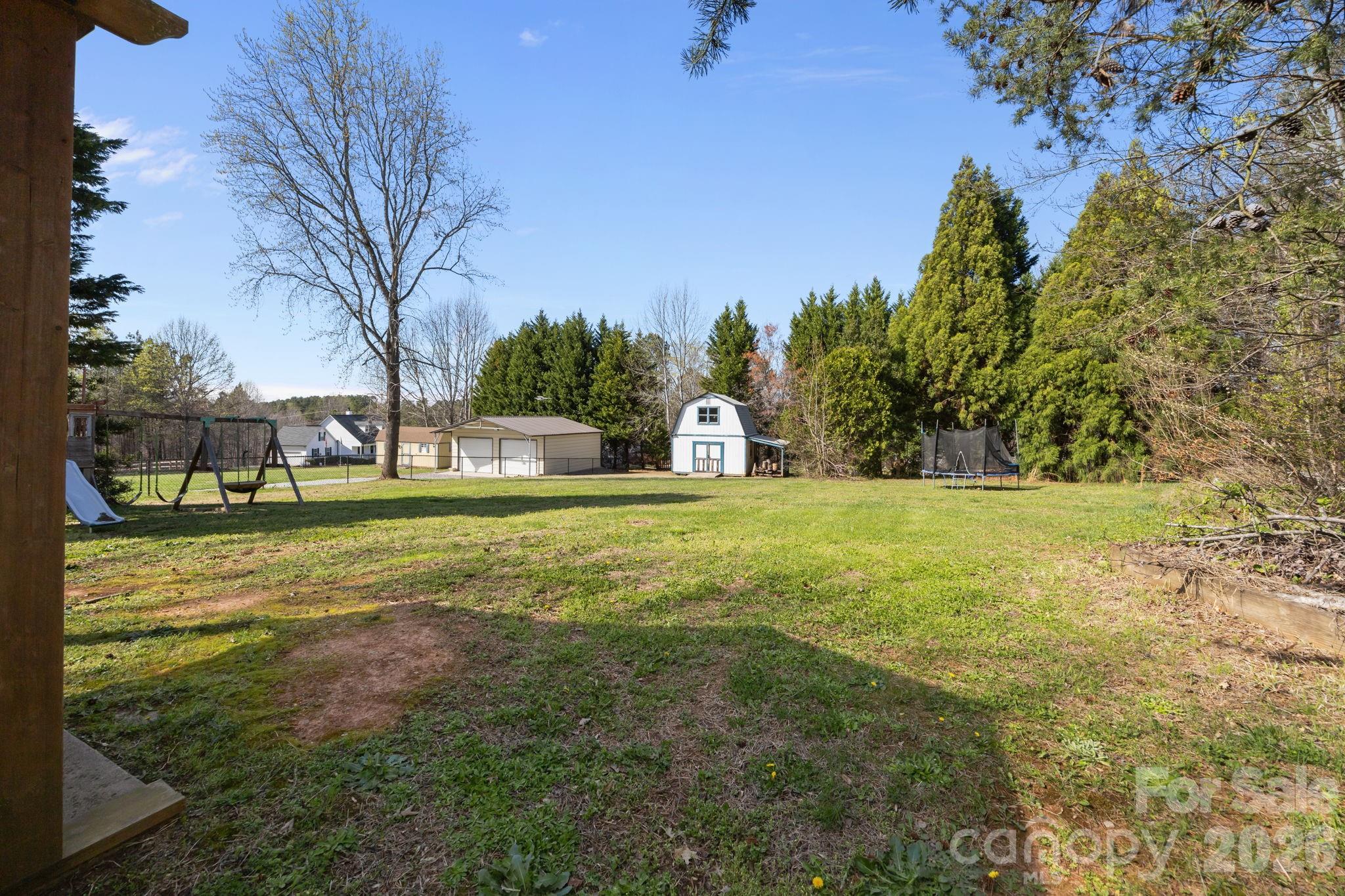 107 Panther Creek Road Property Photo 34