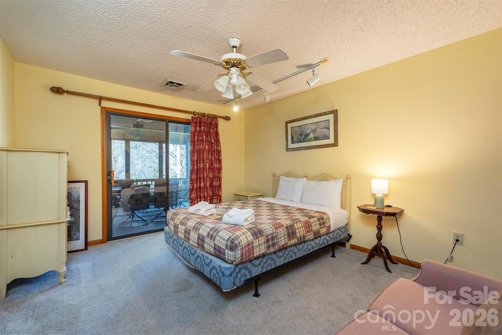 128 Quail Run Court 1626 Property Photo 12