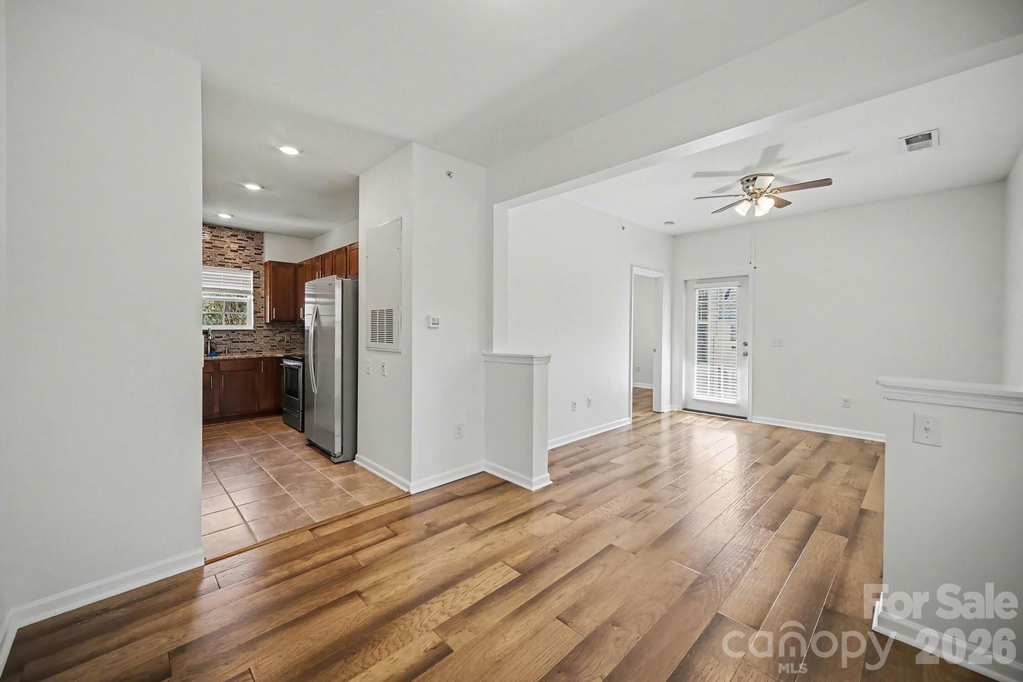 21510 Aftonshire Drive Property Photo 6