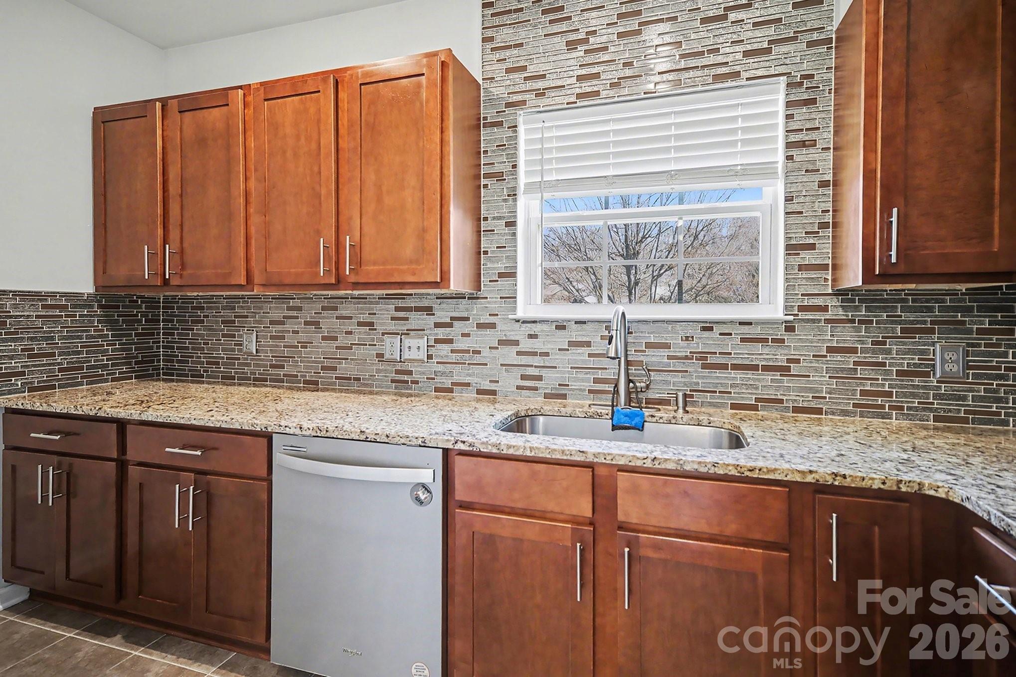 21510 Aftonshire Drive Property Photo 9