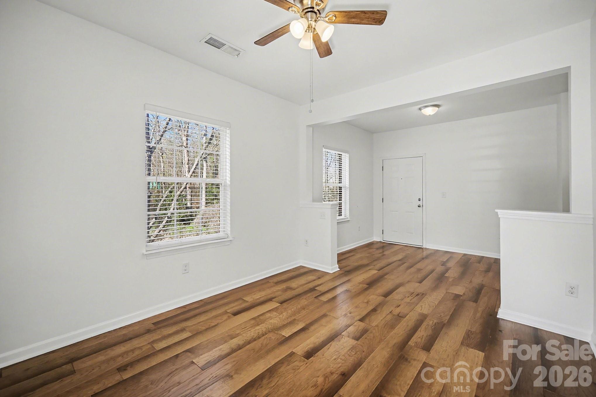 21510 Aftonshire Drive Property Photo 11