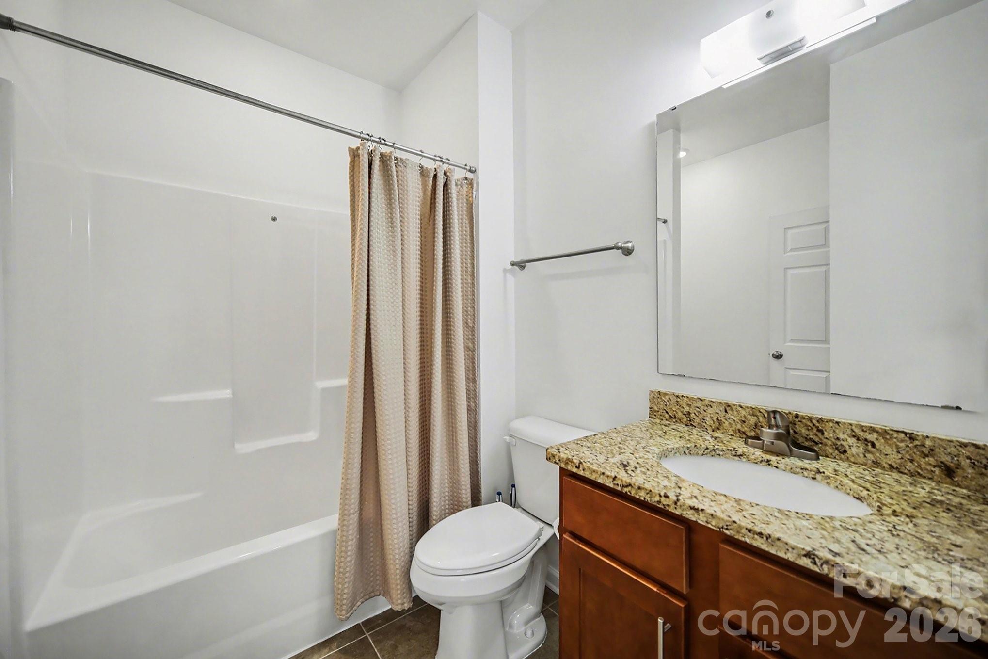 21510 Aftonshire Drive Property Photo 16