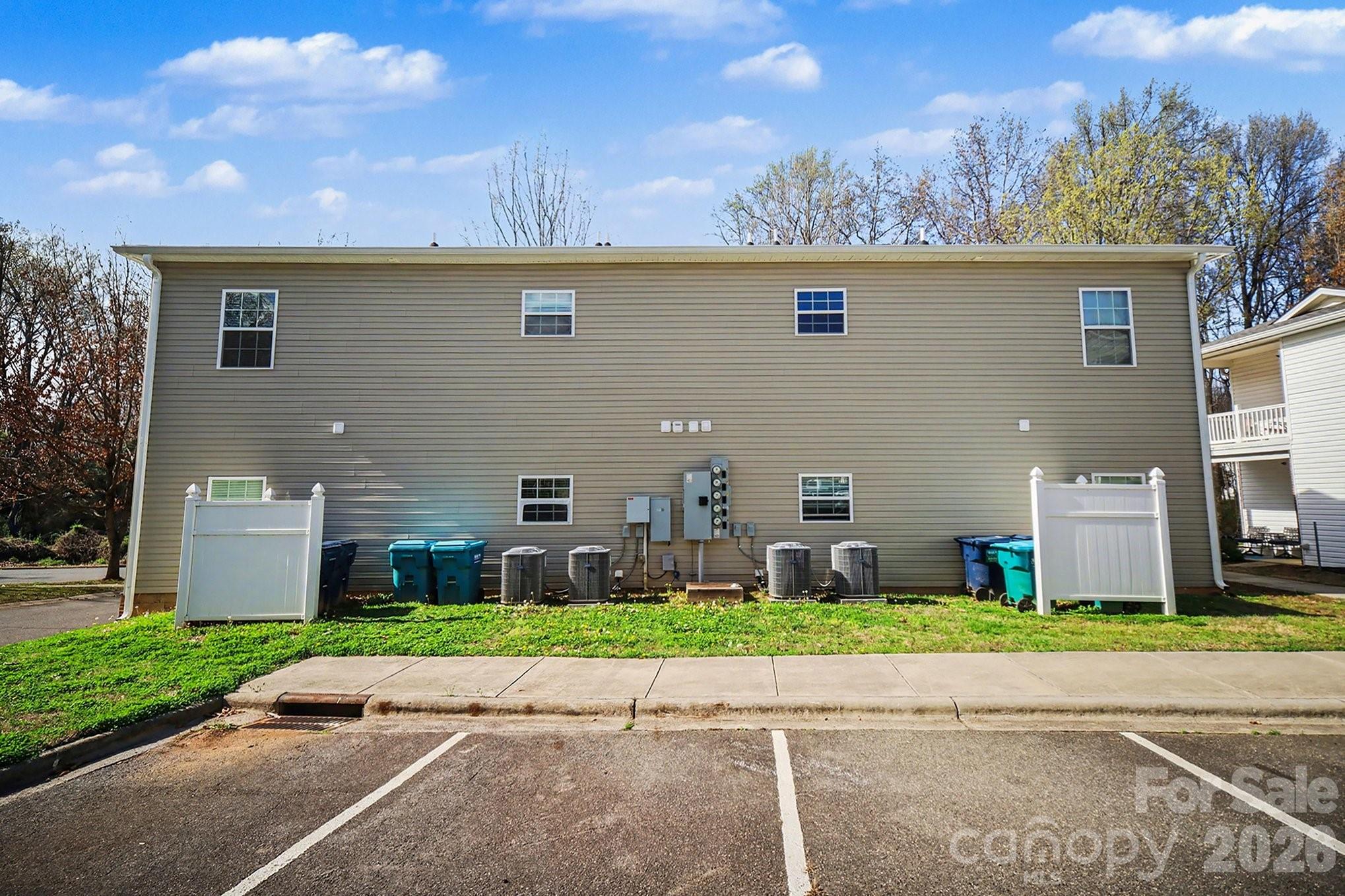21510 Aftonshire Drive Property Photo 20