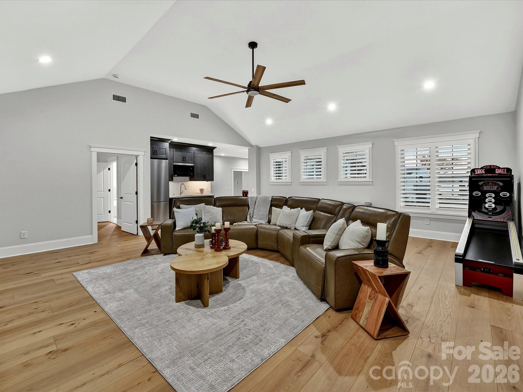 18014 Whispering Oaks Drive Property Photo 31