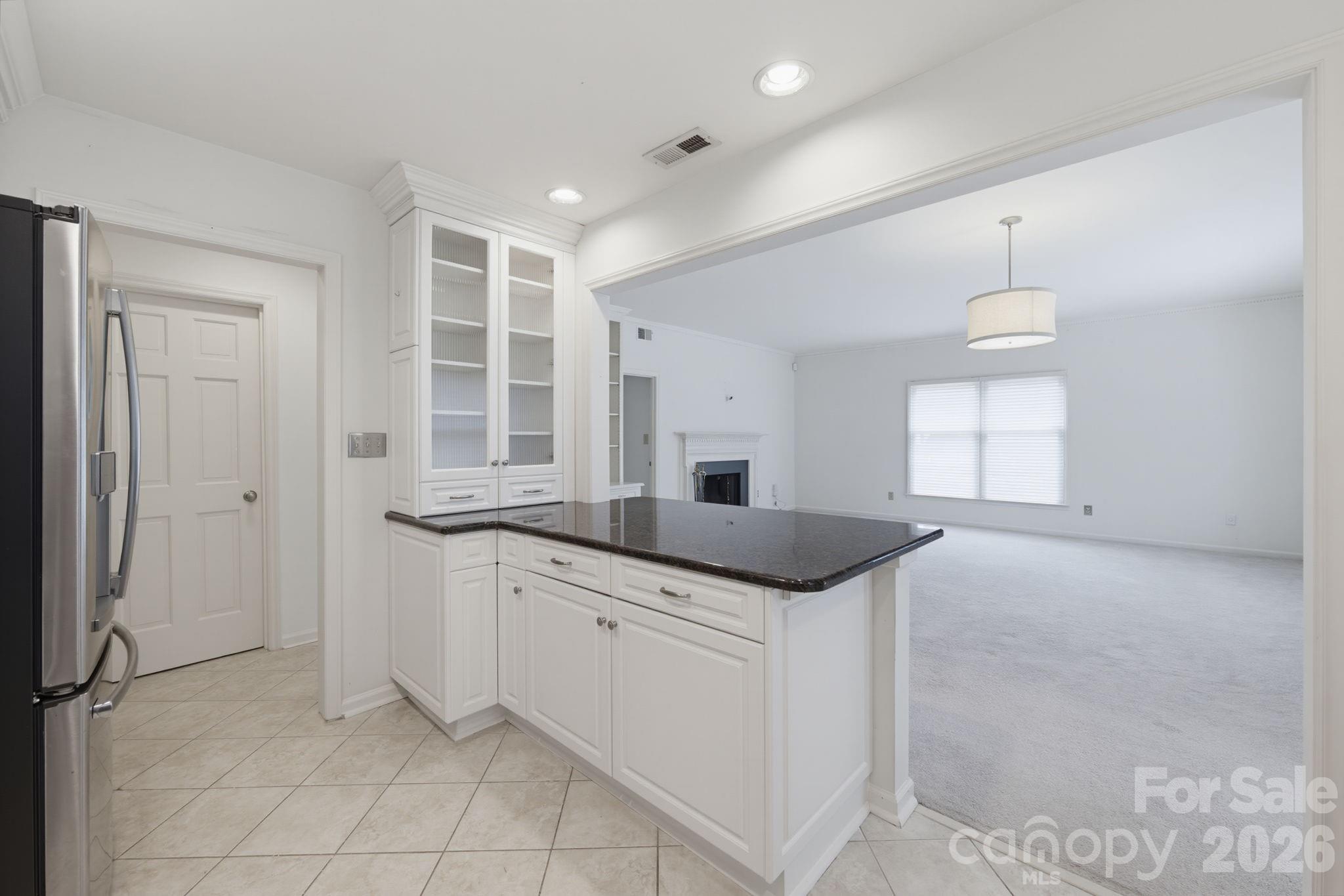 1016 Queens Road A Property Photo 3