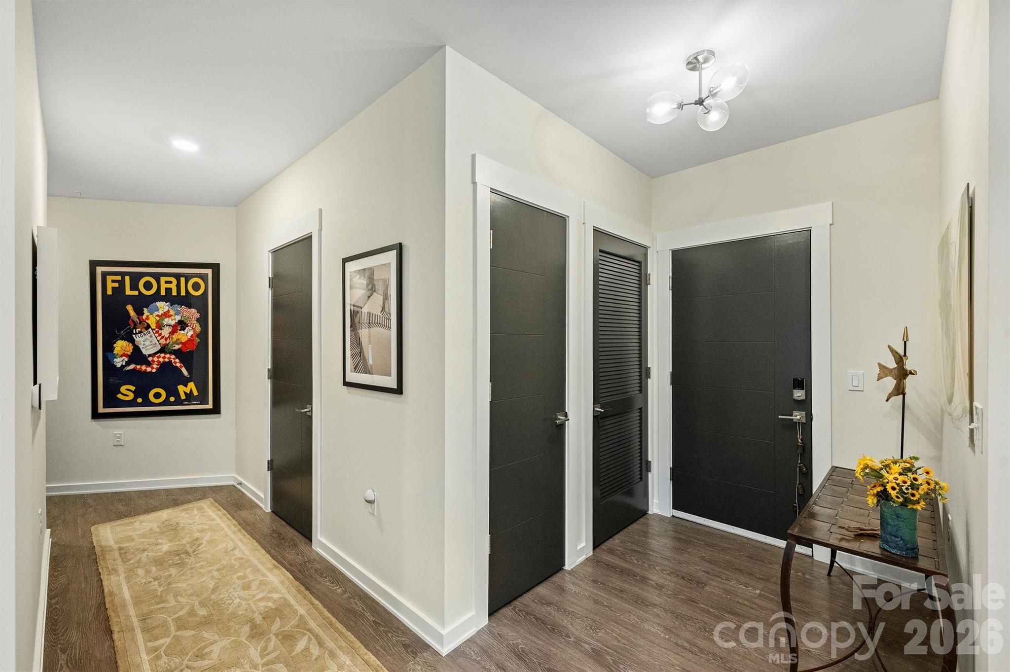 3630 N Davidson Street 2201 Property Photo 8