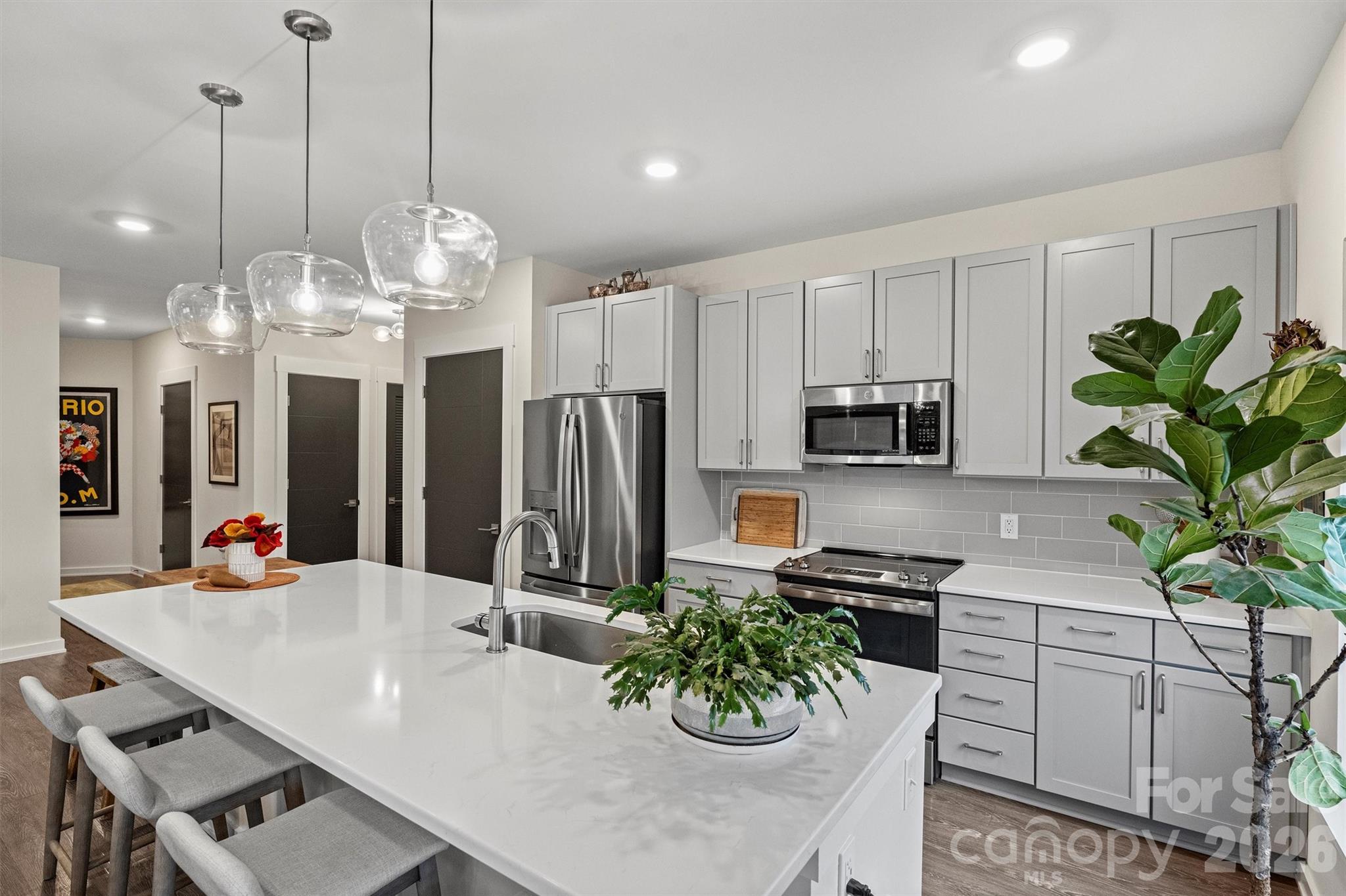 3630 N Davidson Street 2201 Property Photo 15