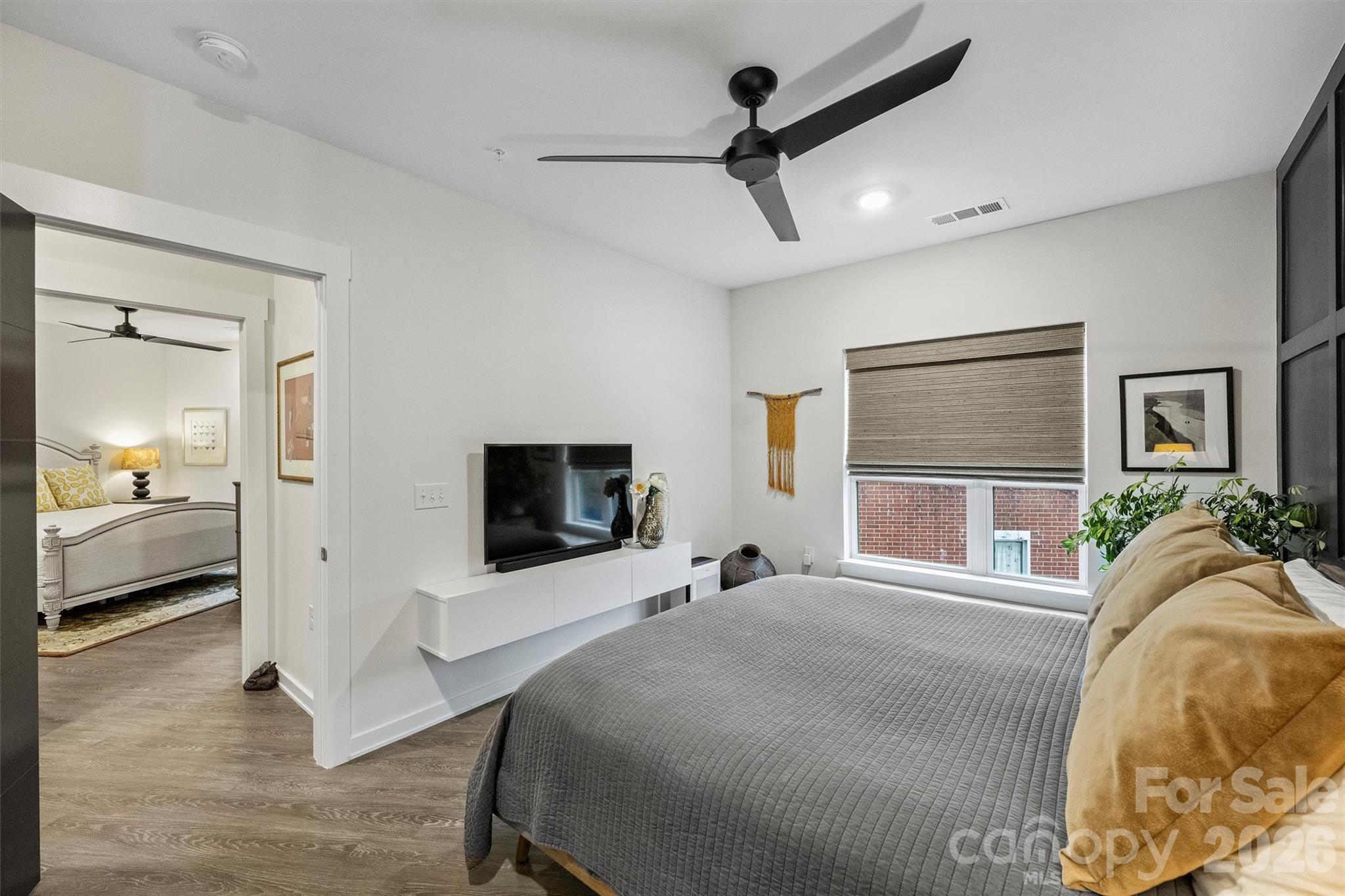 3630 N Davidson Street 2201 Property Photo 26