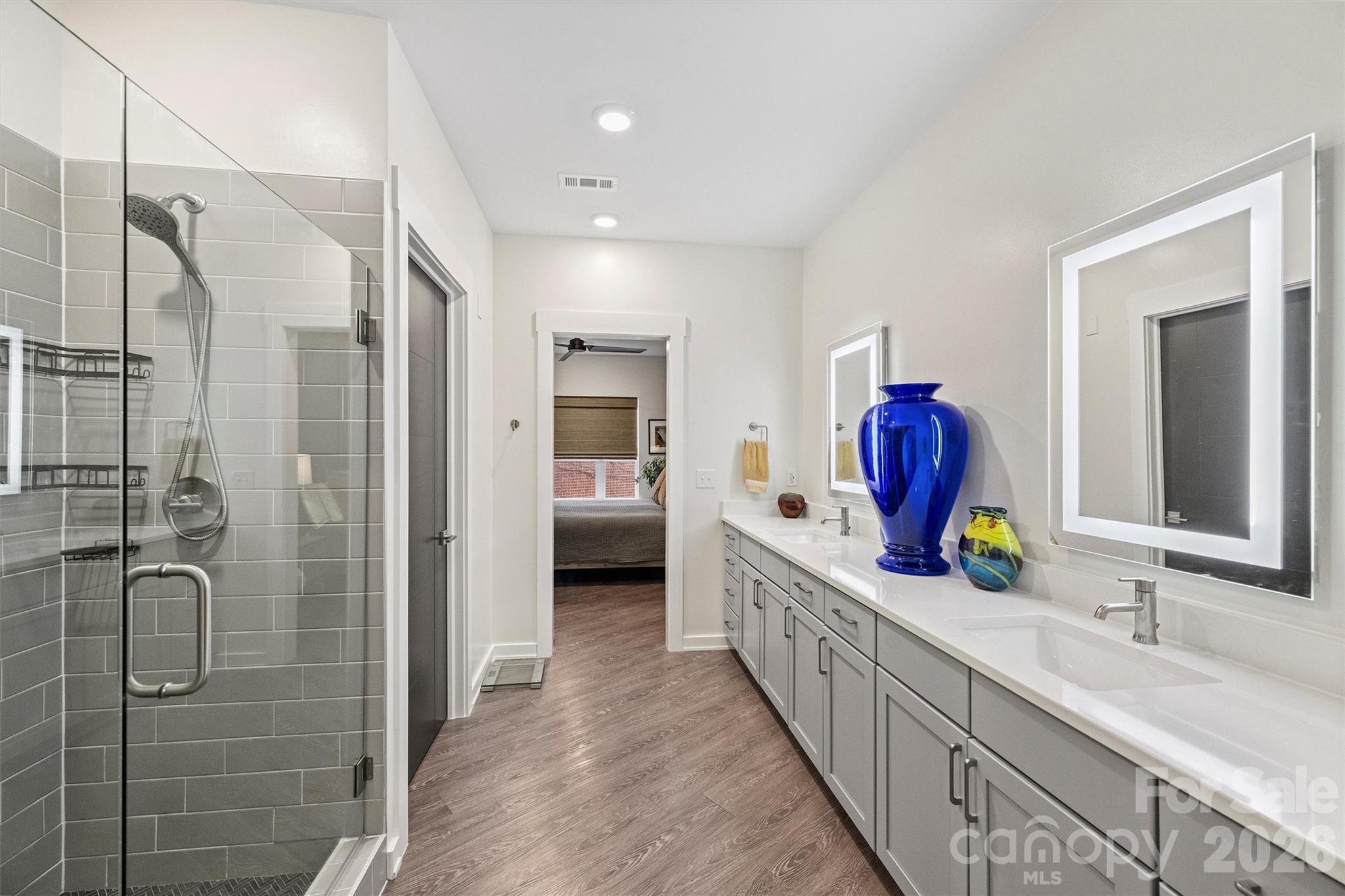 3630 N Davidson Street 2201 Property Photo 27