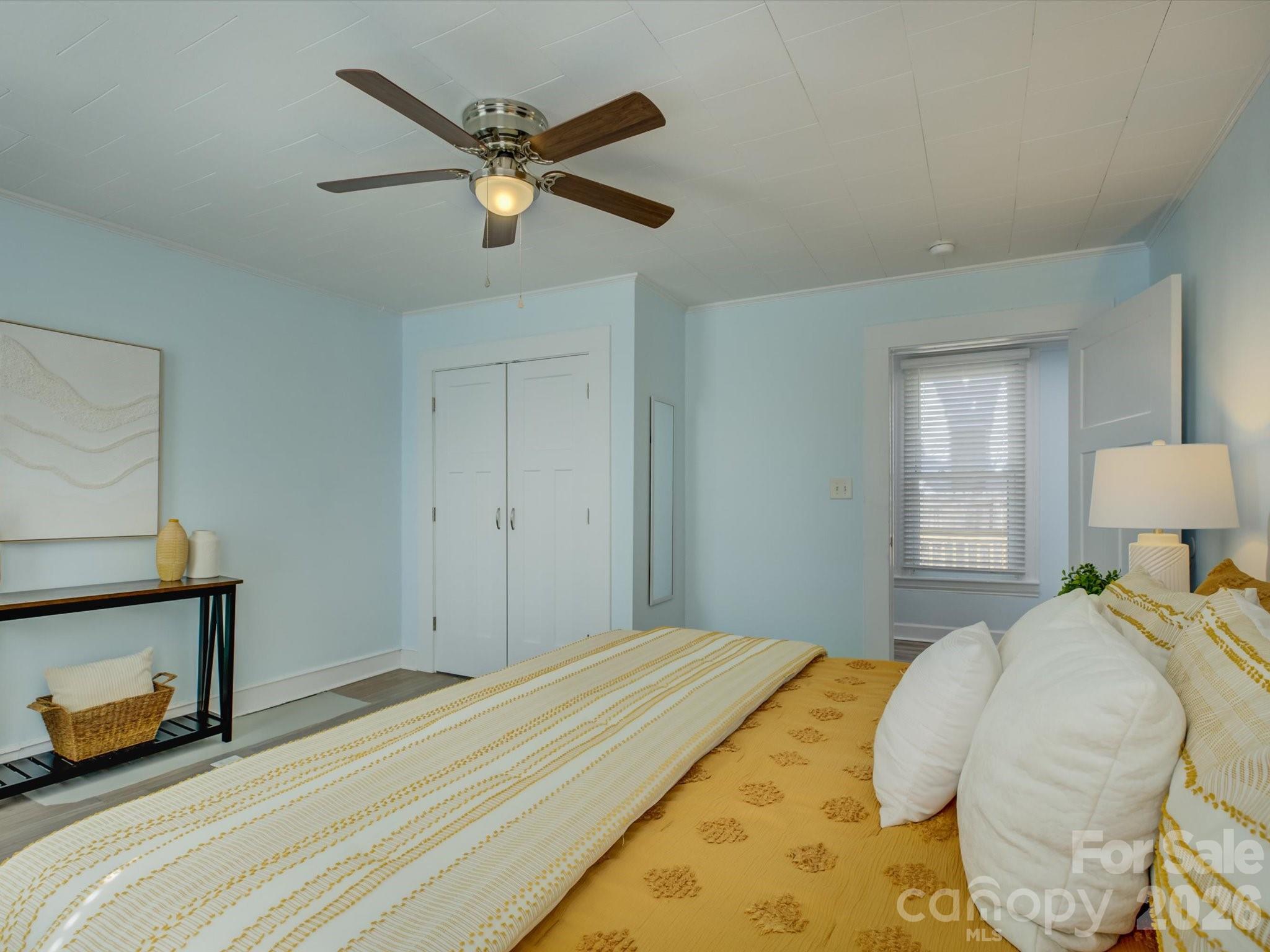 212 N Lee Street Property Photo 19